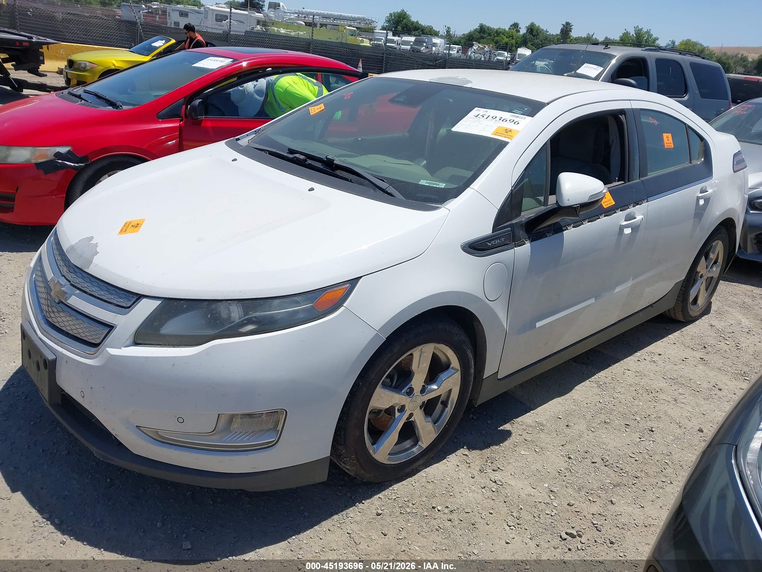 CHEVROLET VOLT image 2