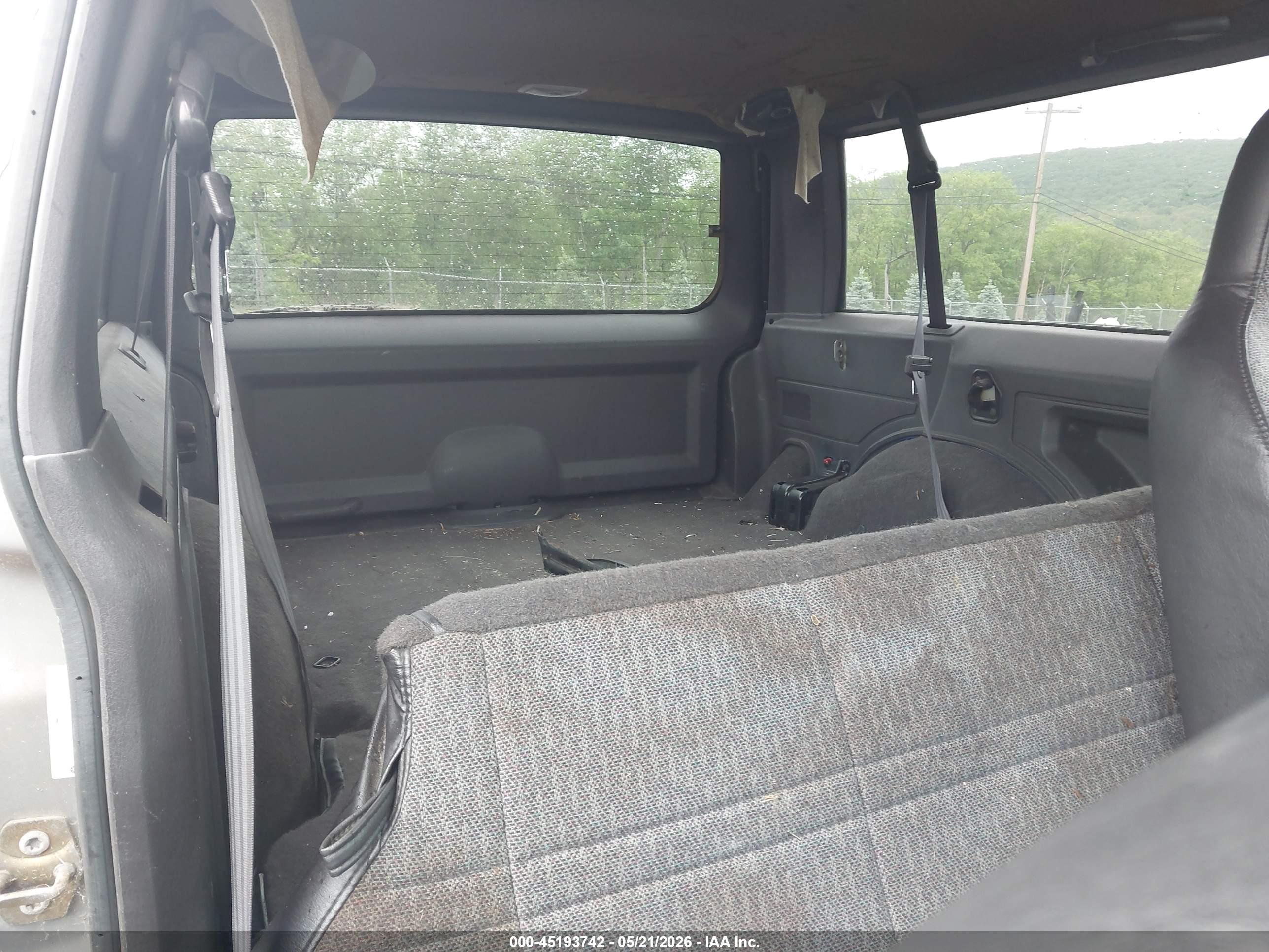 JEEP CHEROKEE image 8