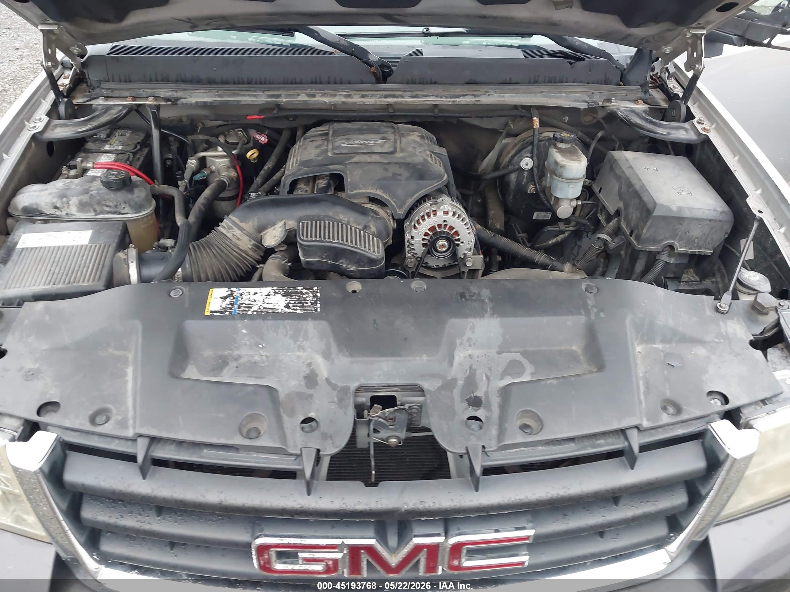 GMC SIERRA image 10