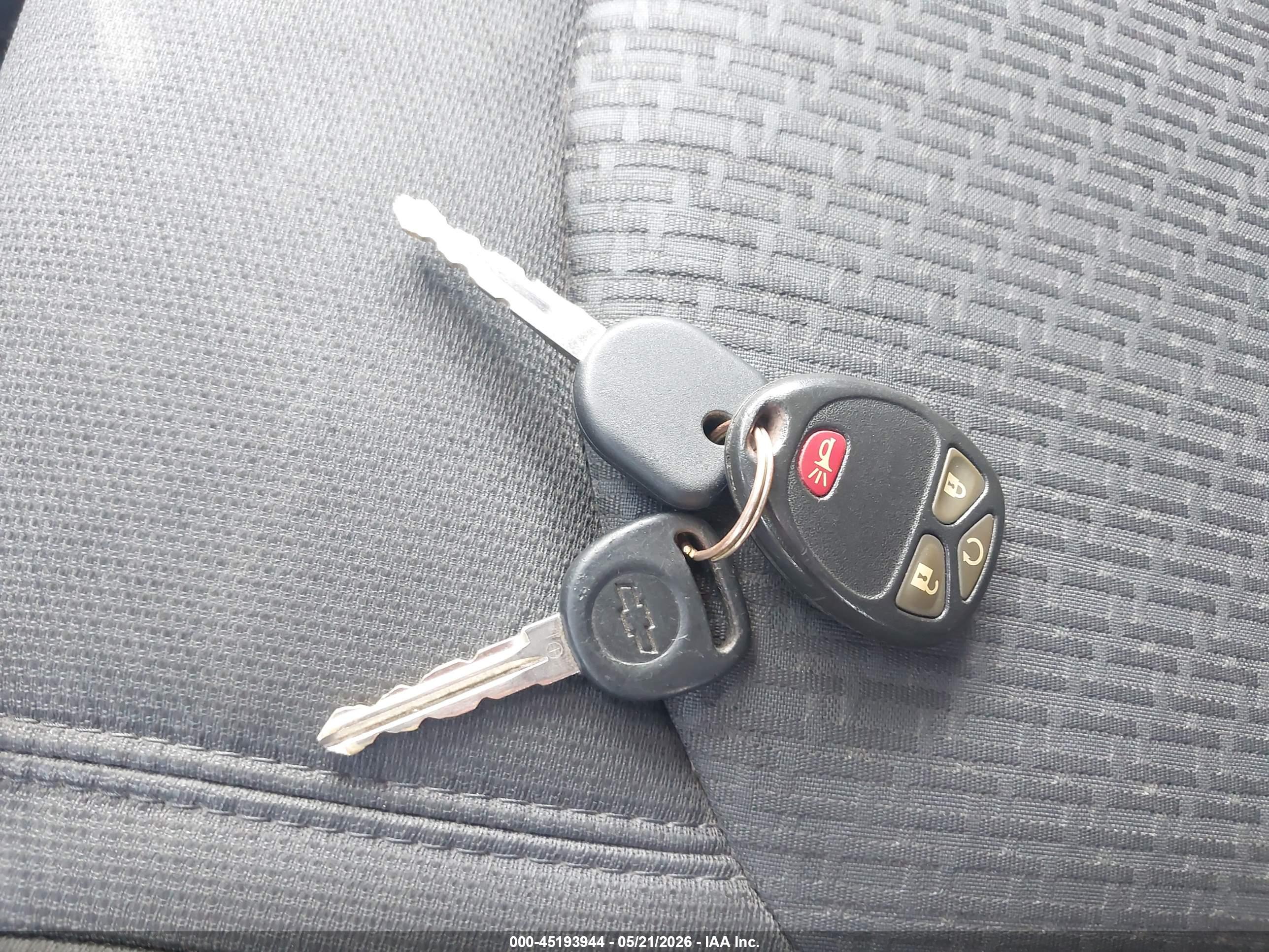 CHEVROLET TRAVERSE image 11