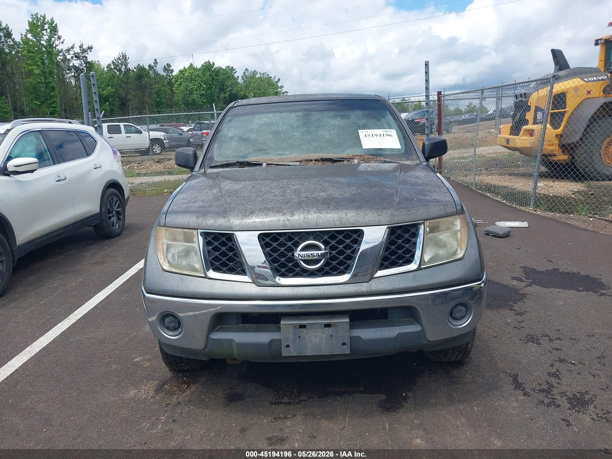 NISSAN FRONTIER image 6