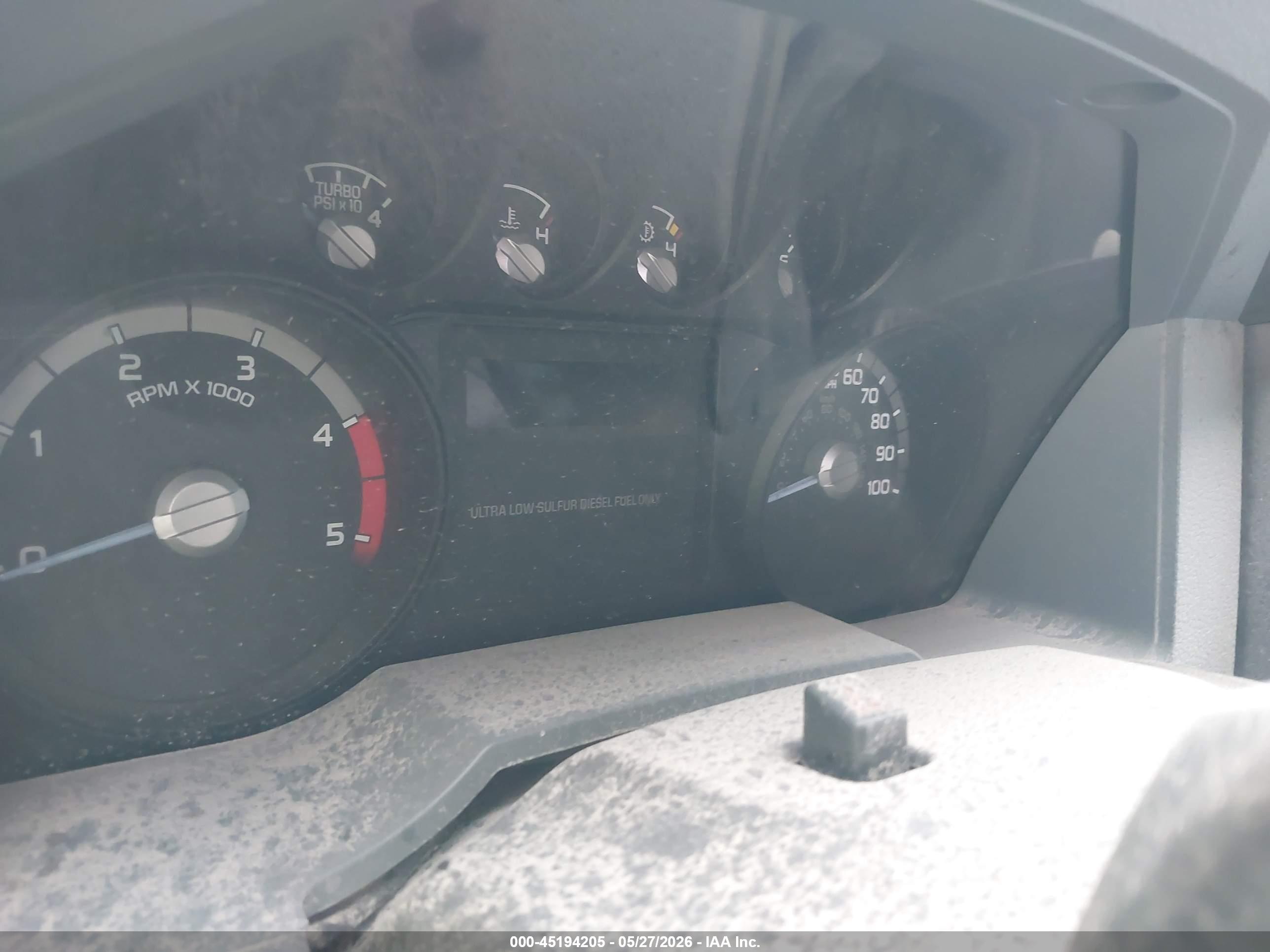 FORD F-550 image 6
