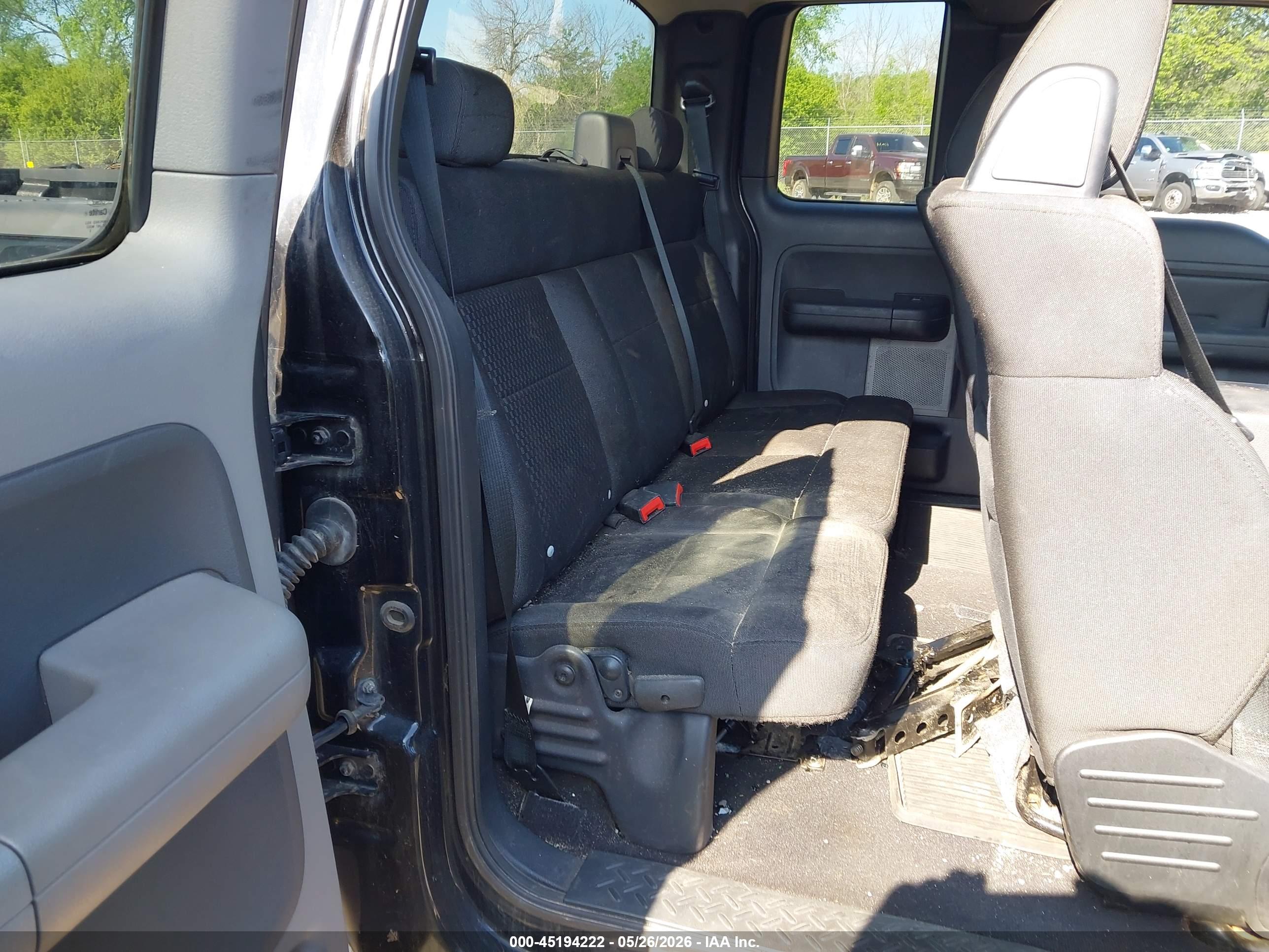 FORD F-150 image 8