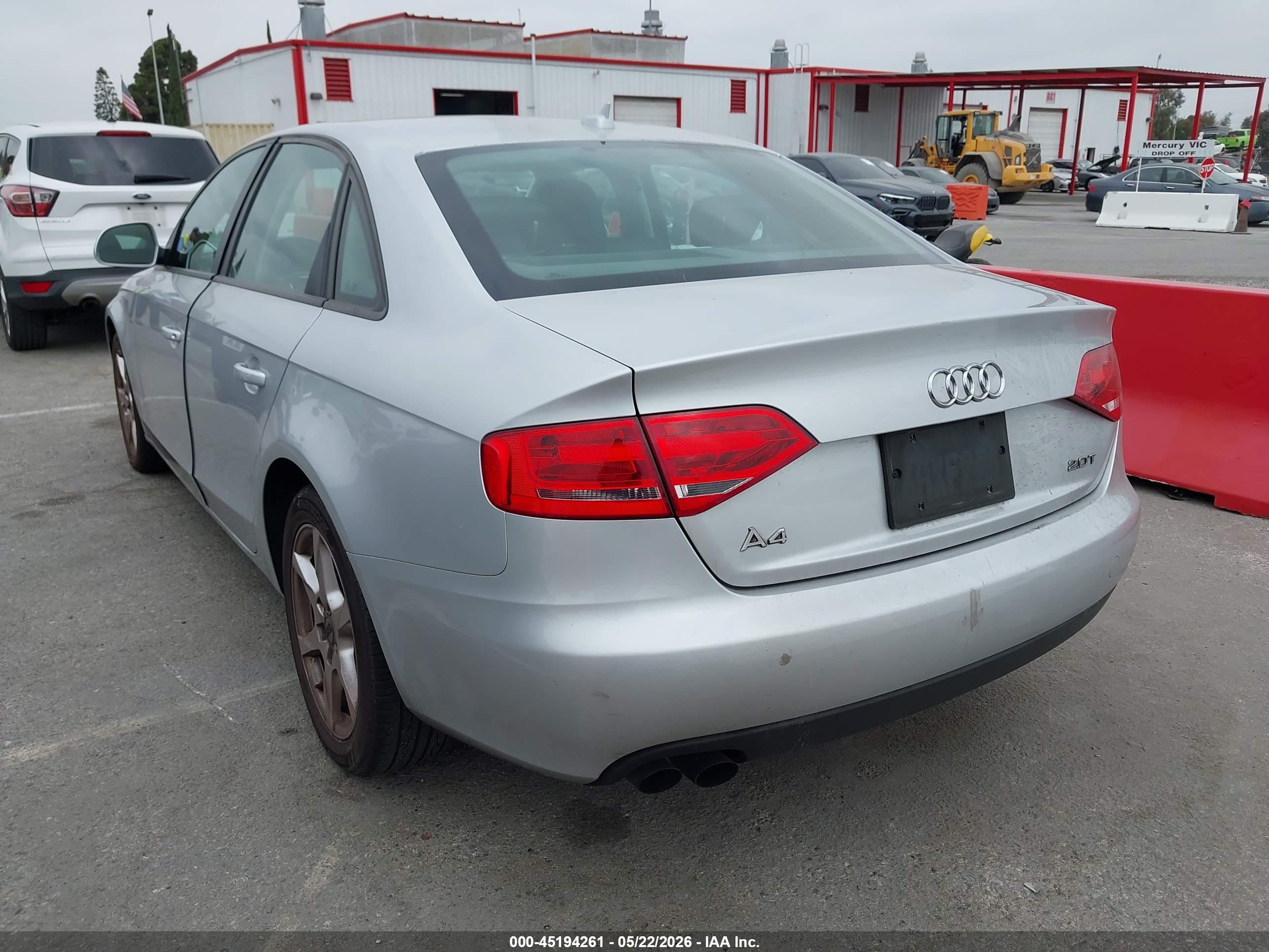 AUDI A4 image 3