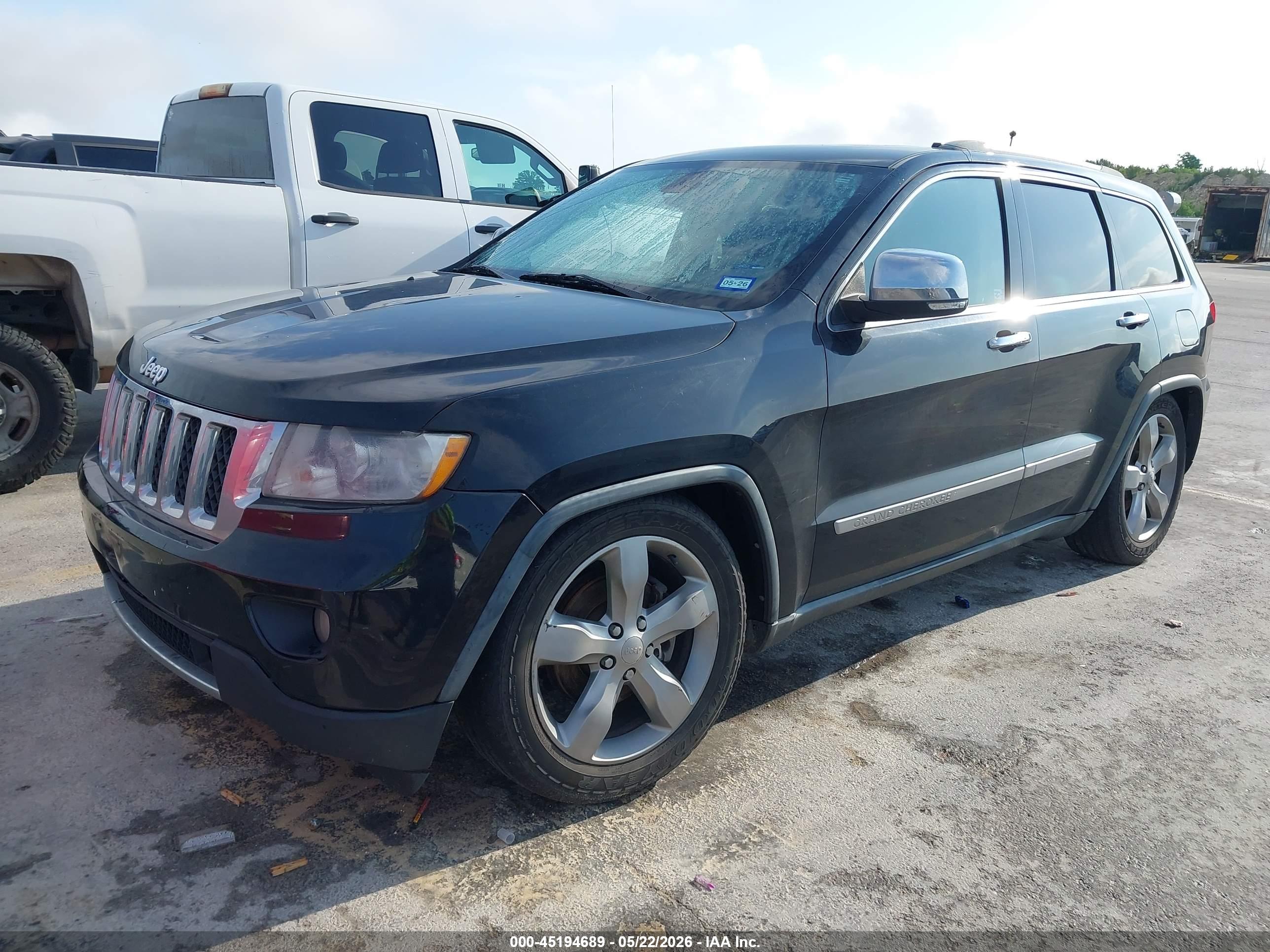 JEEP GRAND image 2
