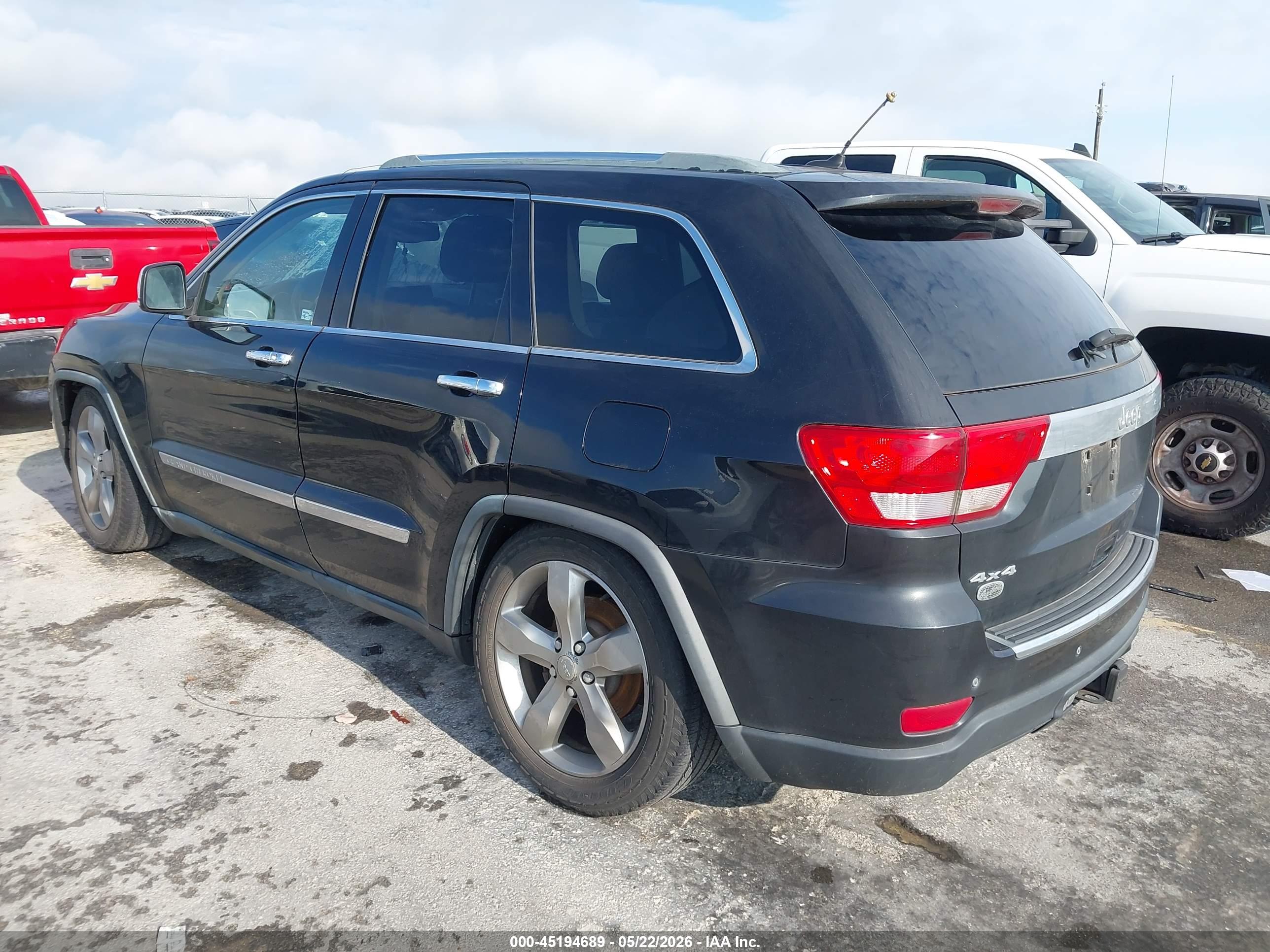JEEP GRAND image 3