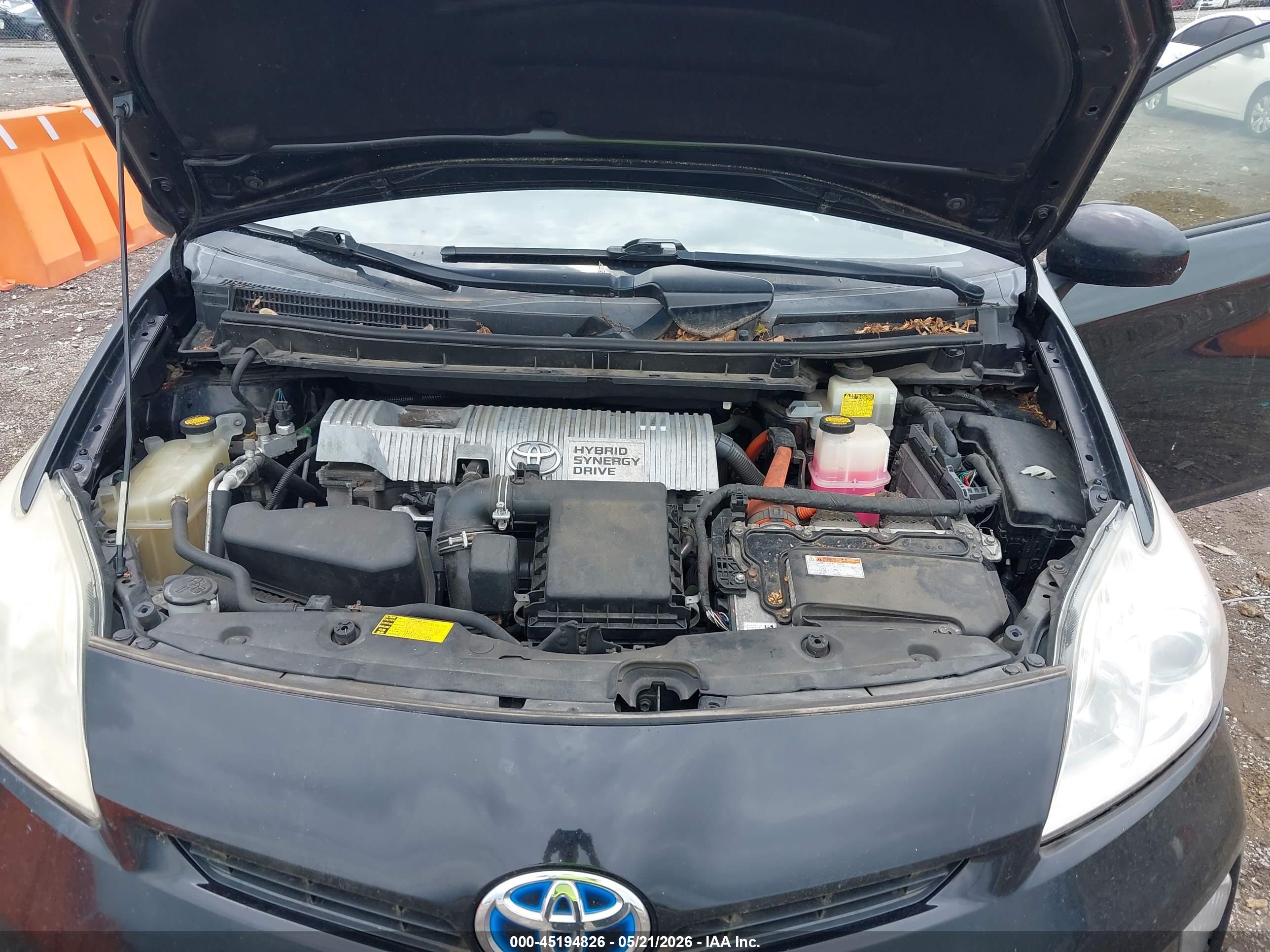 TOYOTA PRIUS image 10