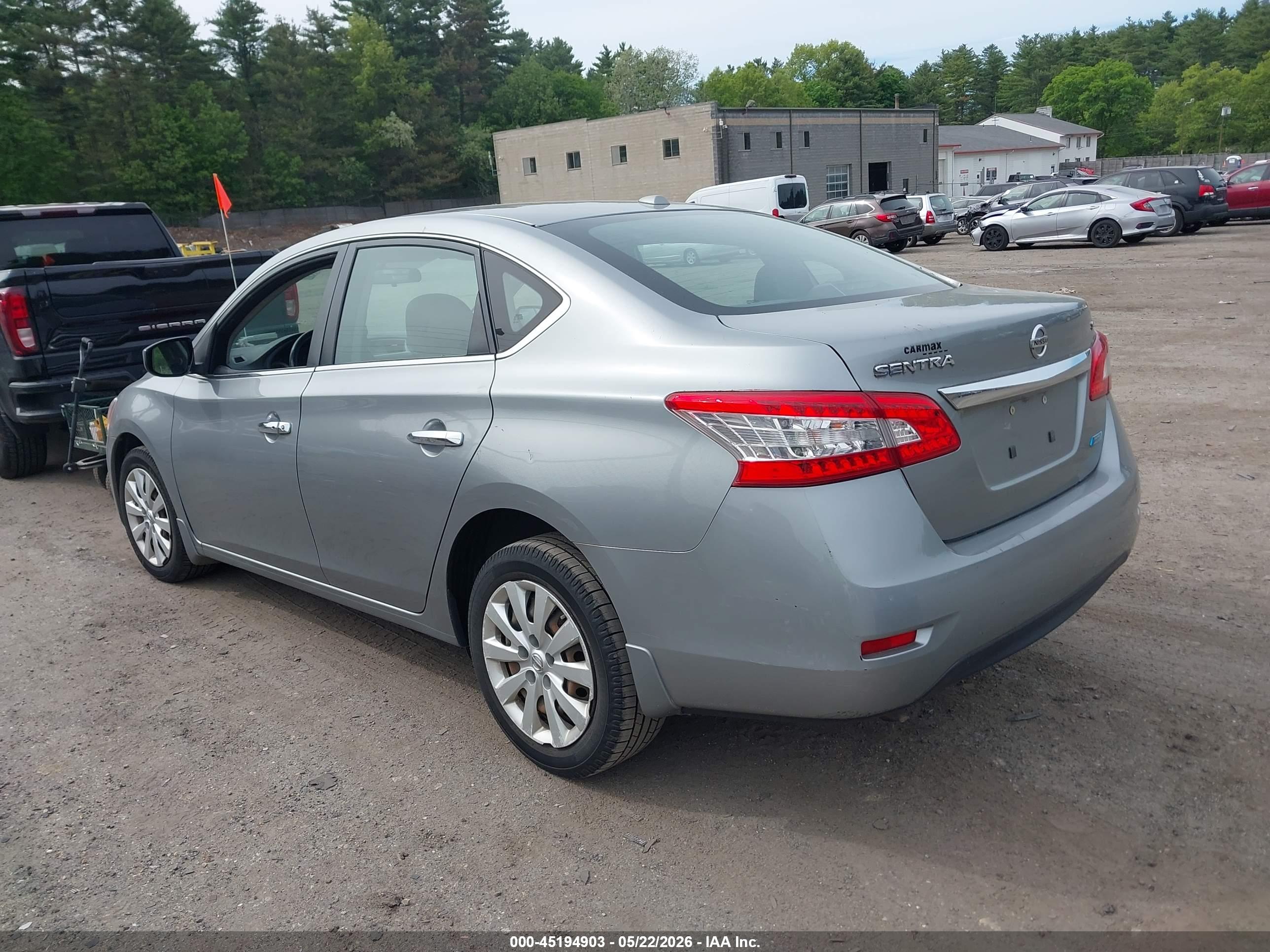 NISSAN SENTRA image 3