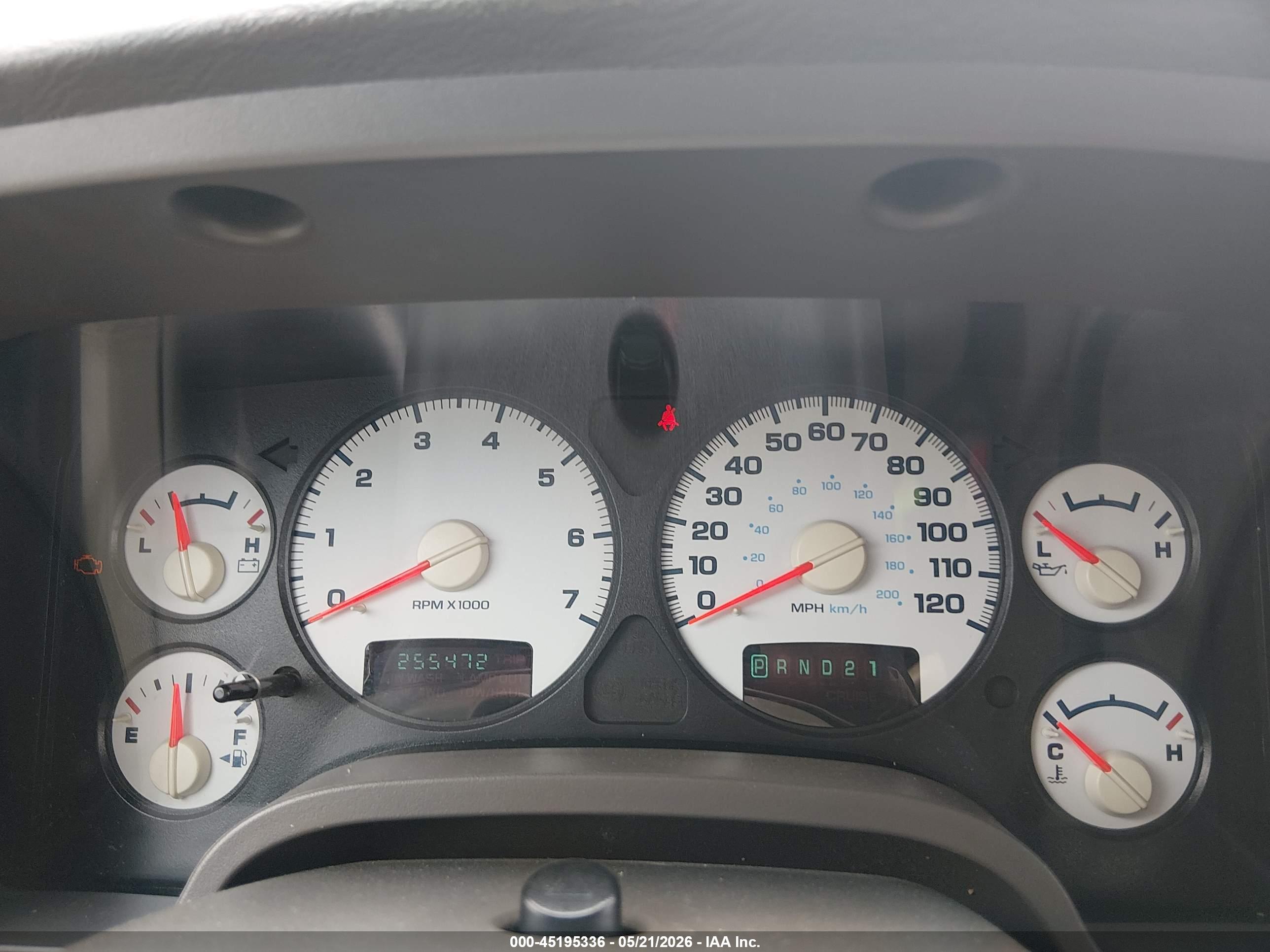 DODGE RAM image 7