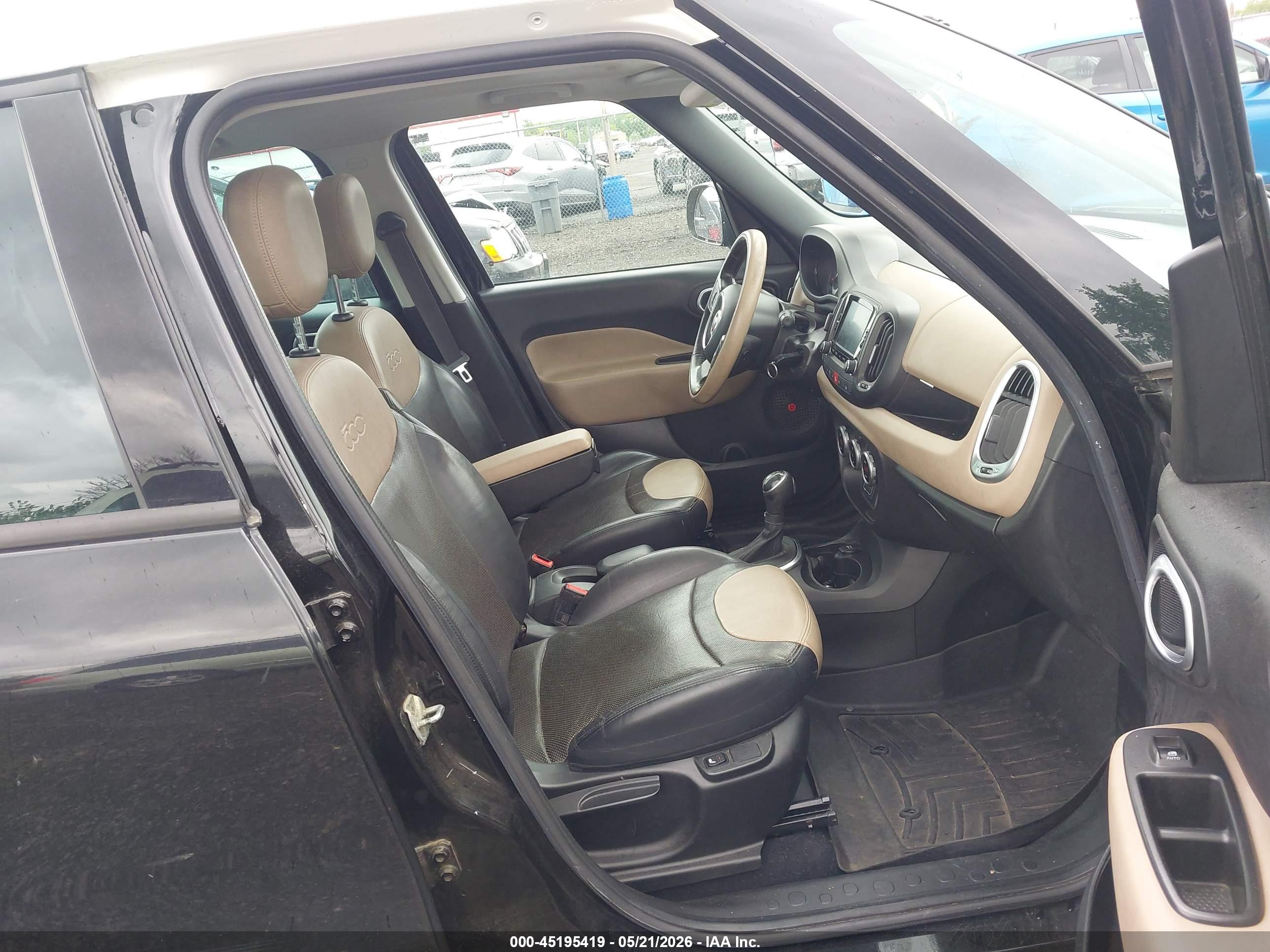 FIAT 500L image 5