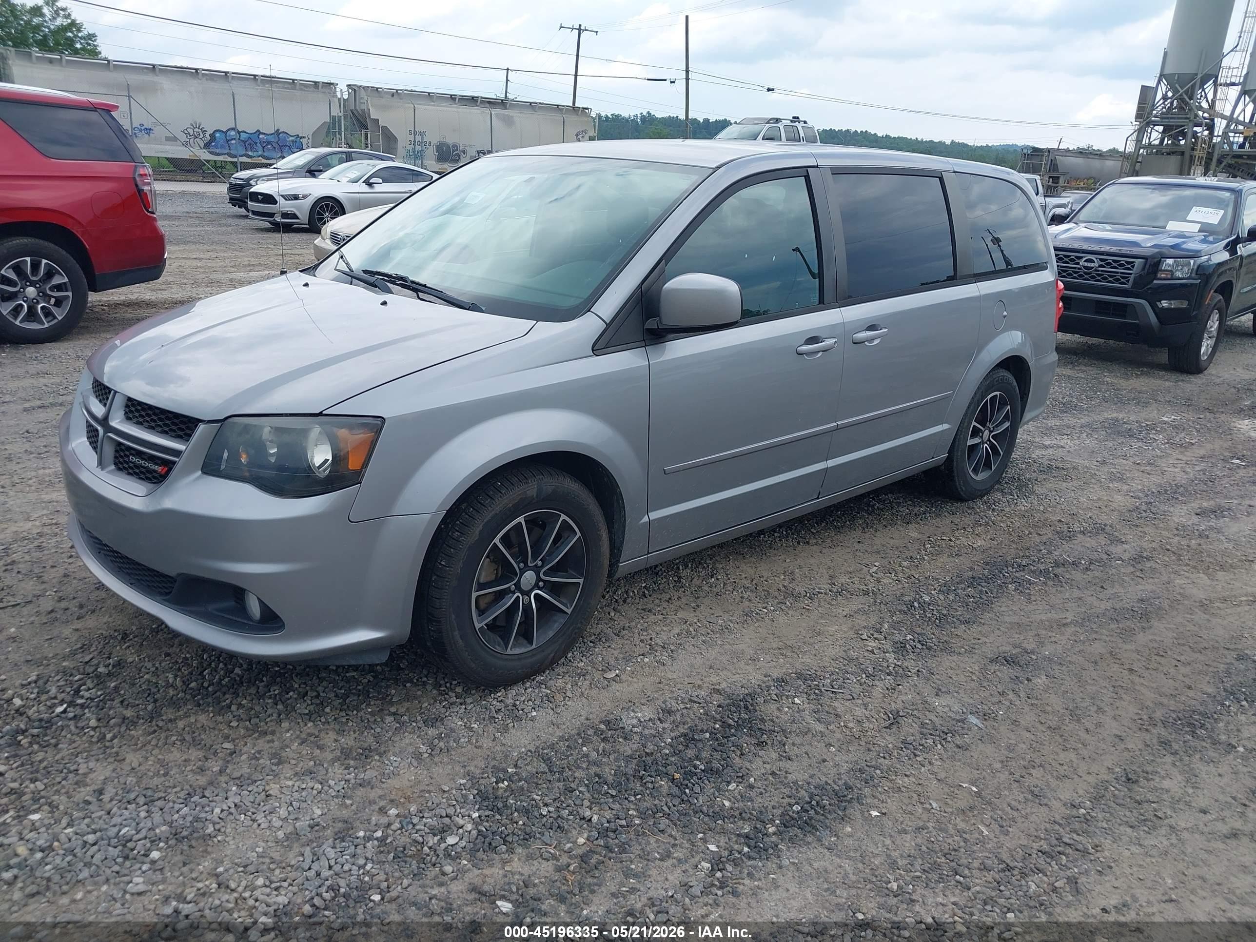 DODGE GRAND image 2