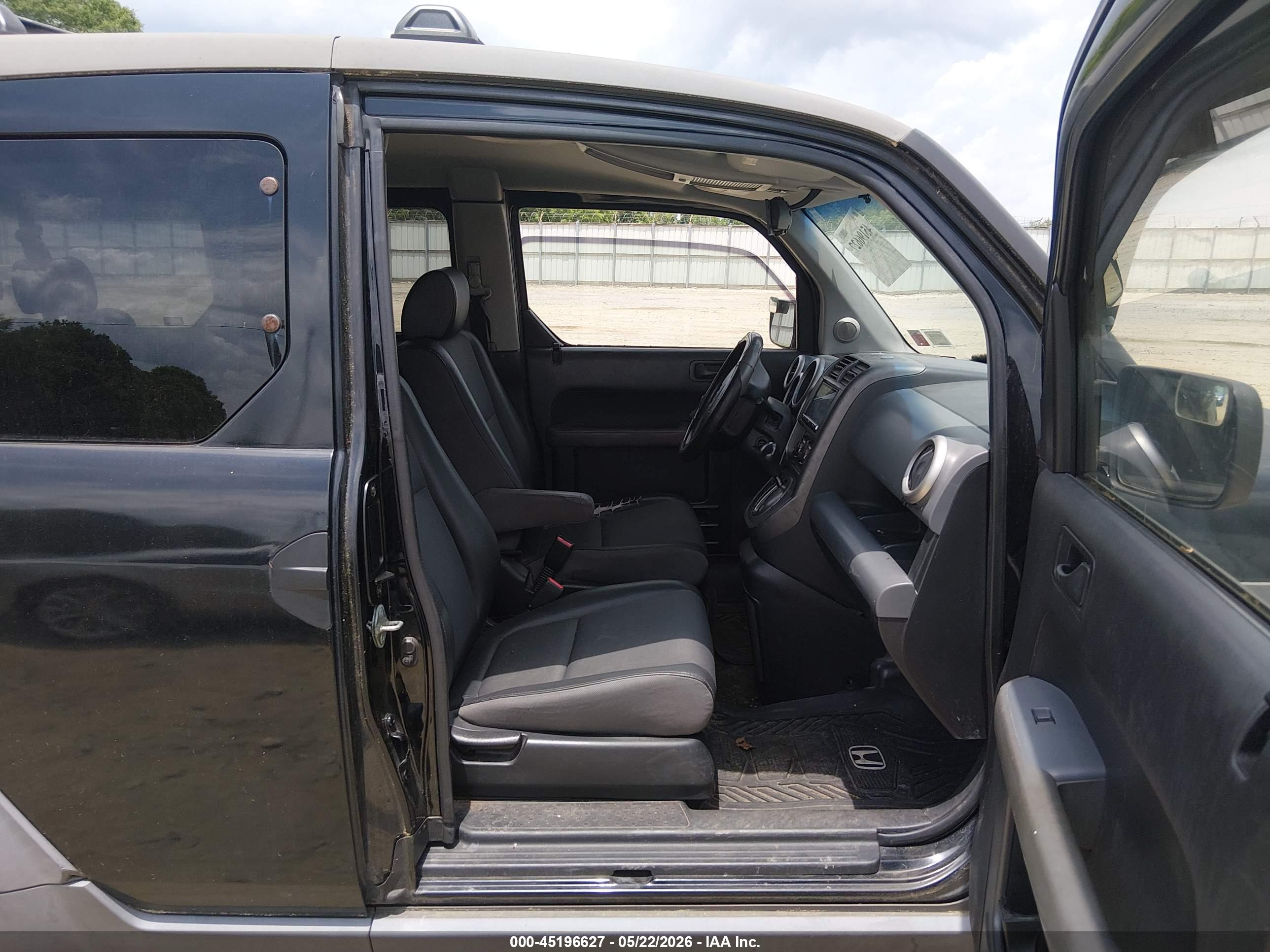 HONDA ELEMENT image 5