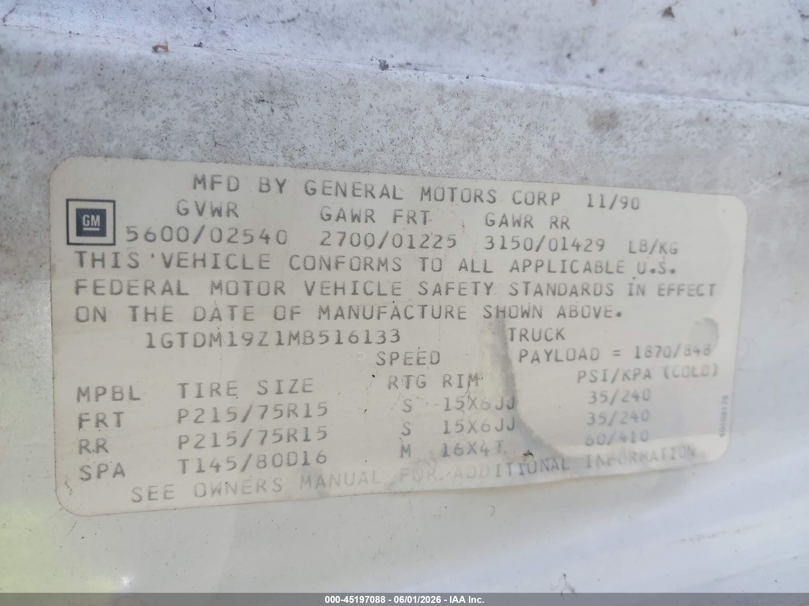 GMC SAFARI image 9