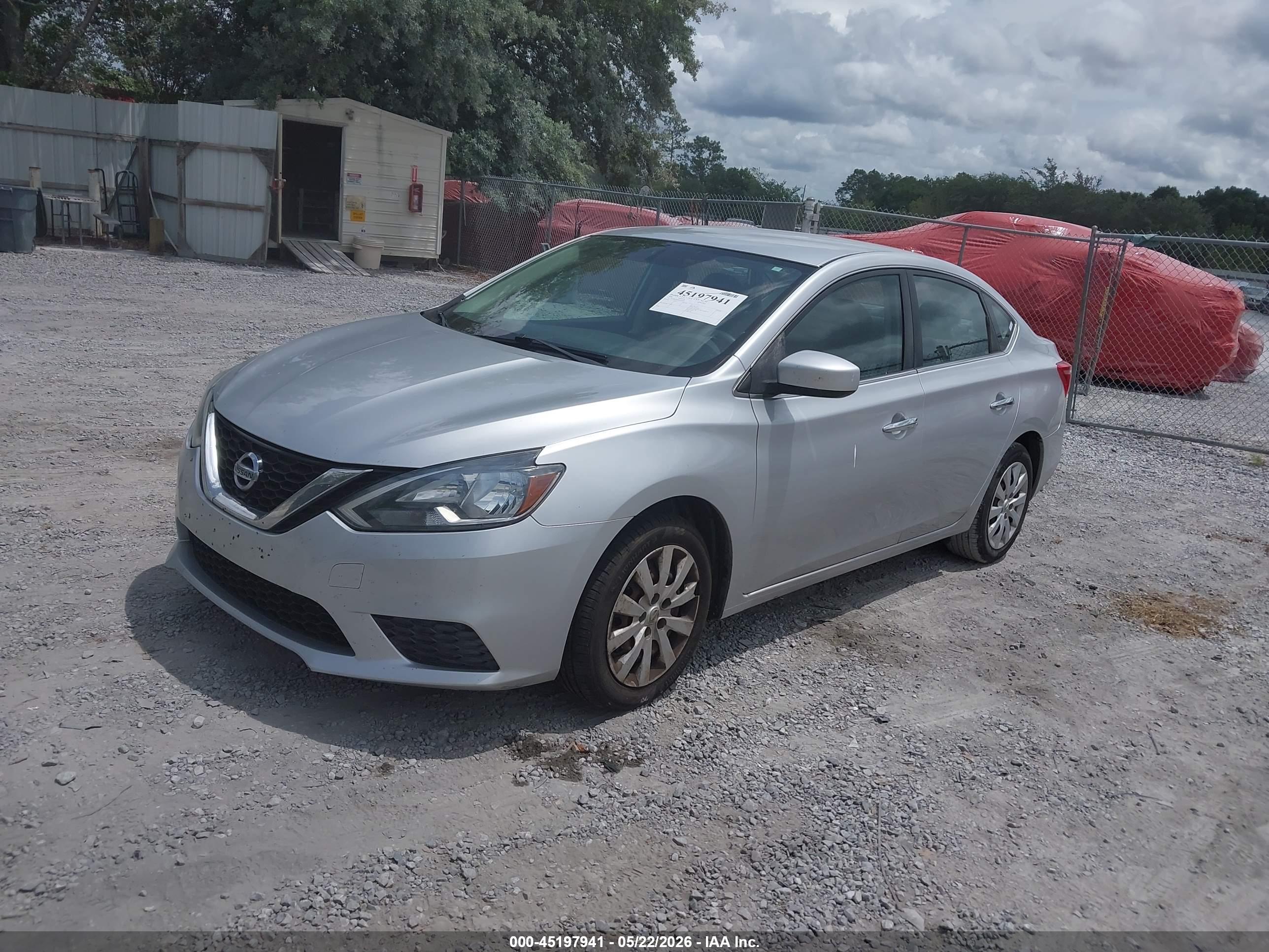 NISSAN SENTRA image 2