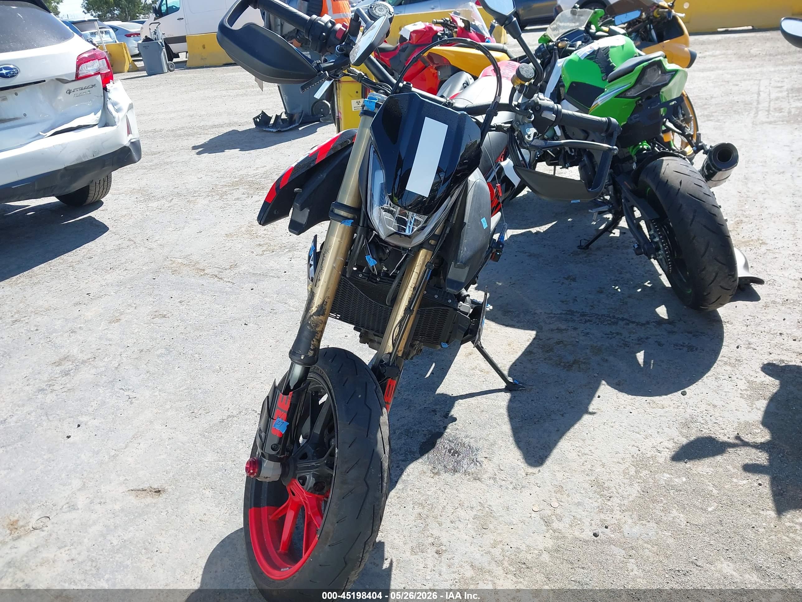 DUCATI HYPERMOTARD image 5