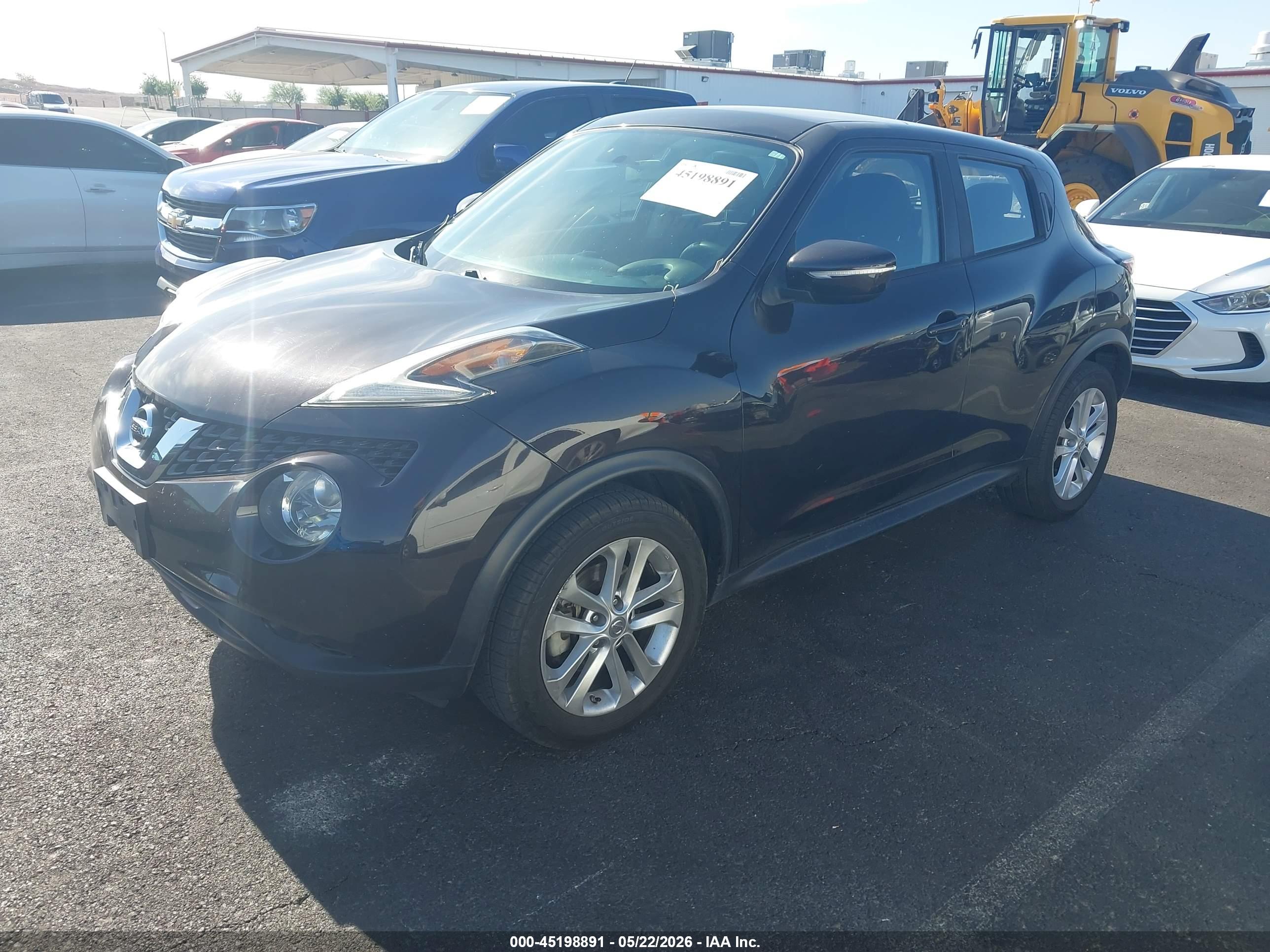 NISSAN JUKE image 2