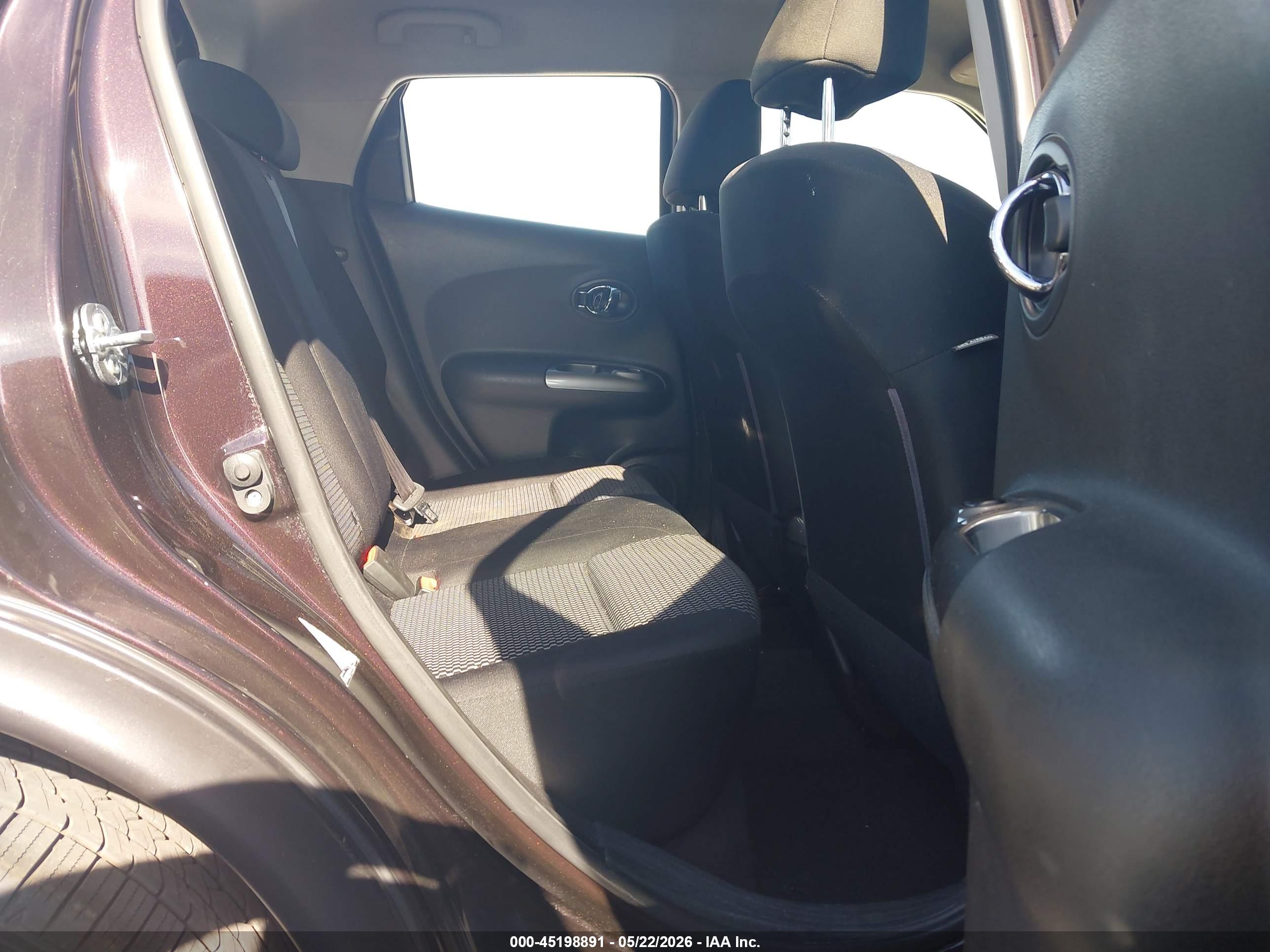 NISSAN JUKE image 8