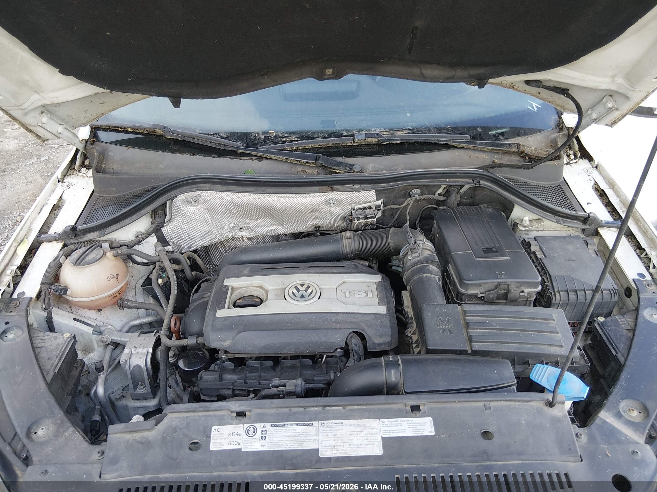 VOLKSWAGEN TIGUAN image 10