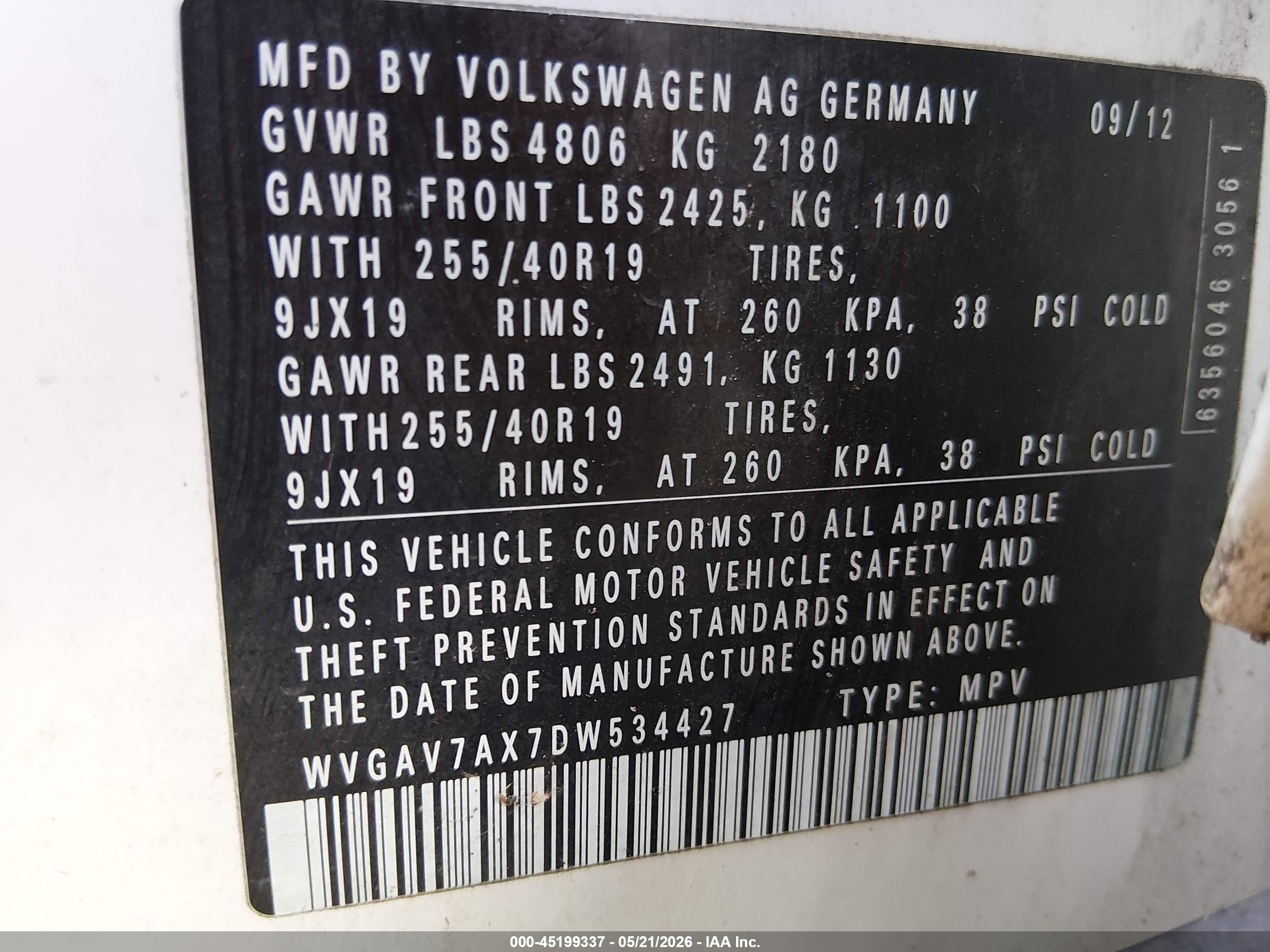 VOLKSWAGEN TIGUAN image 9