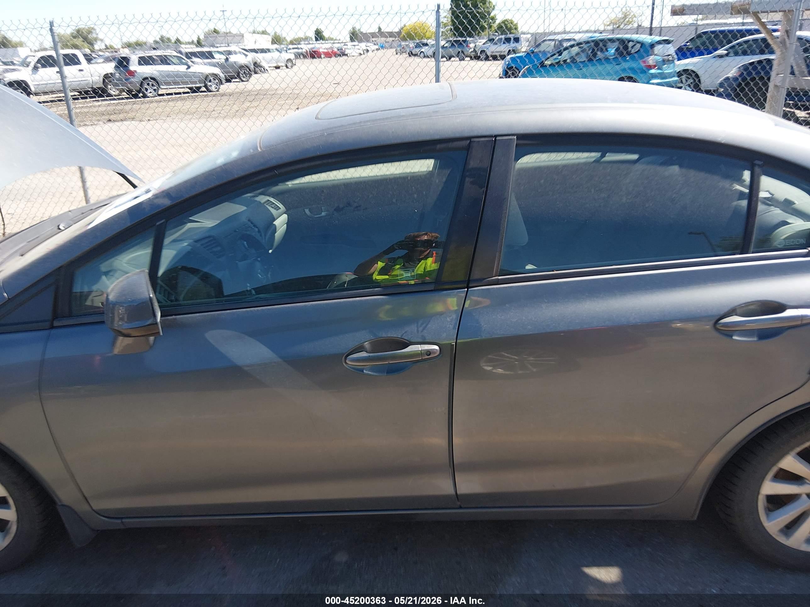 HONDA CIVIC image 6