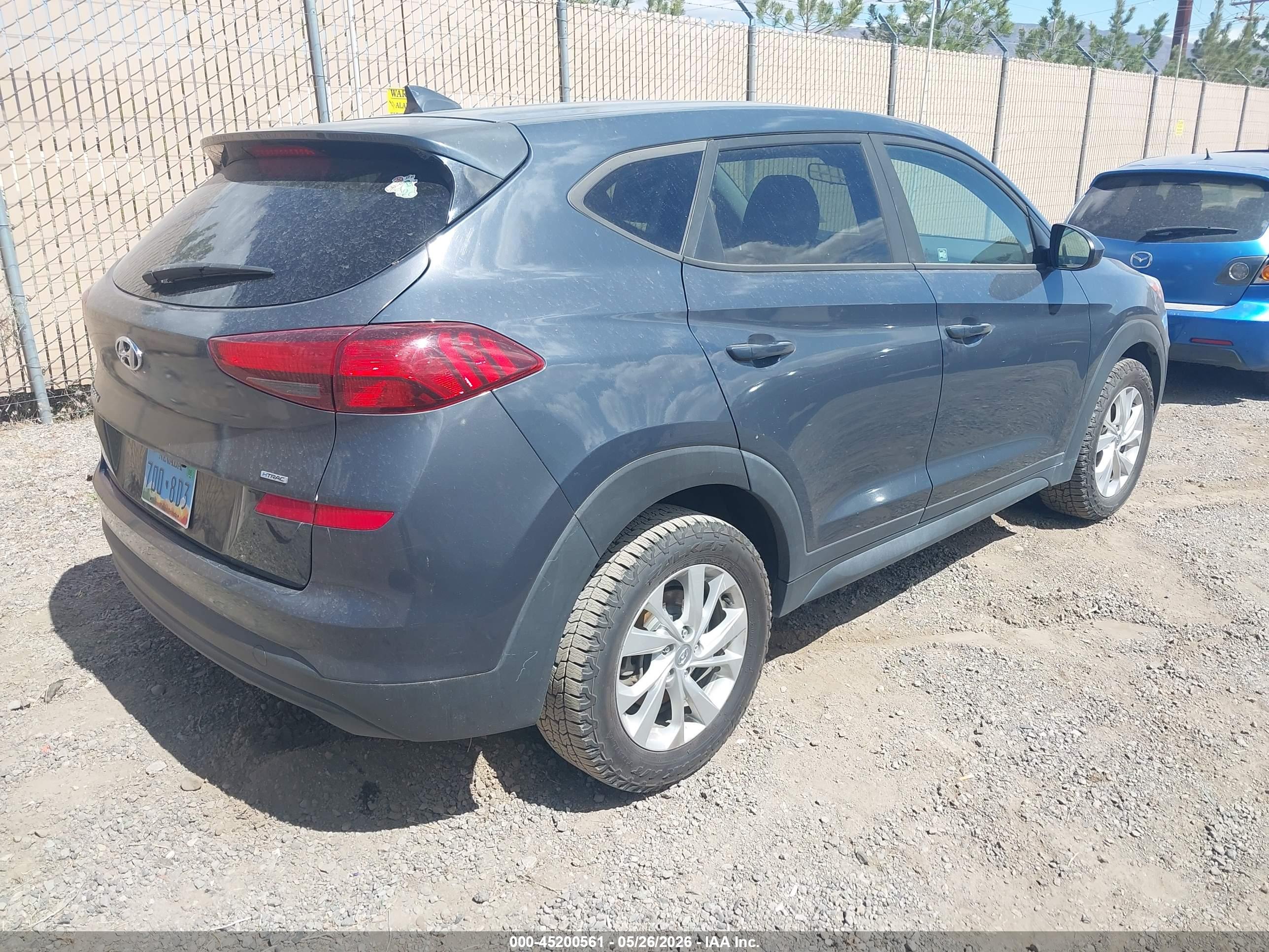 HYUNDAI TUCSON image 4