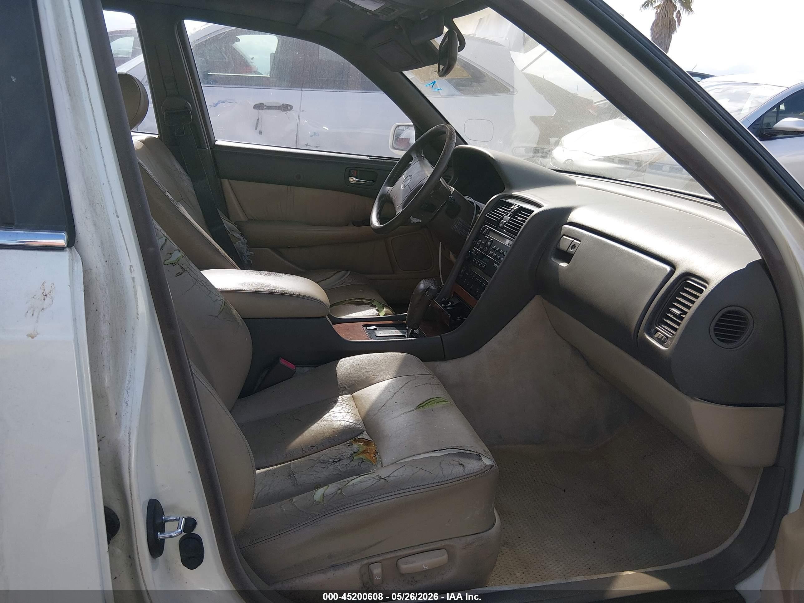 LEXUS LS image 5
