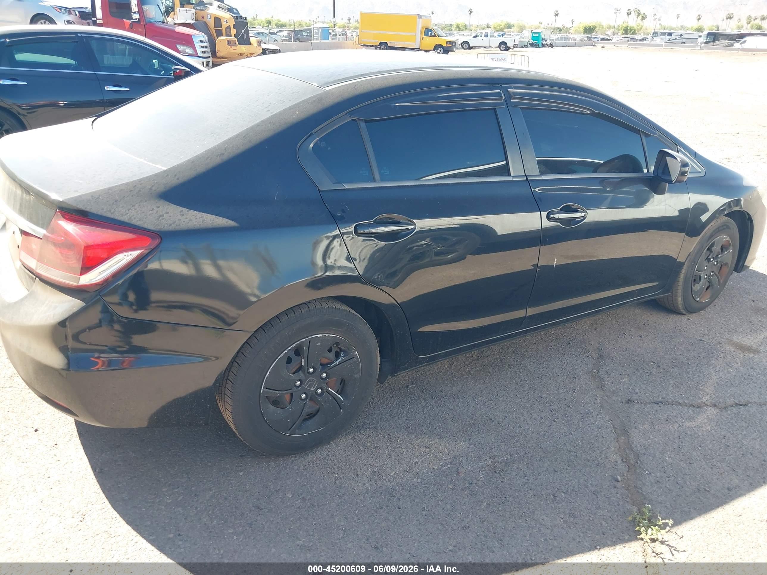 HONDA CIVIC image 4