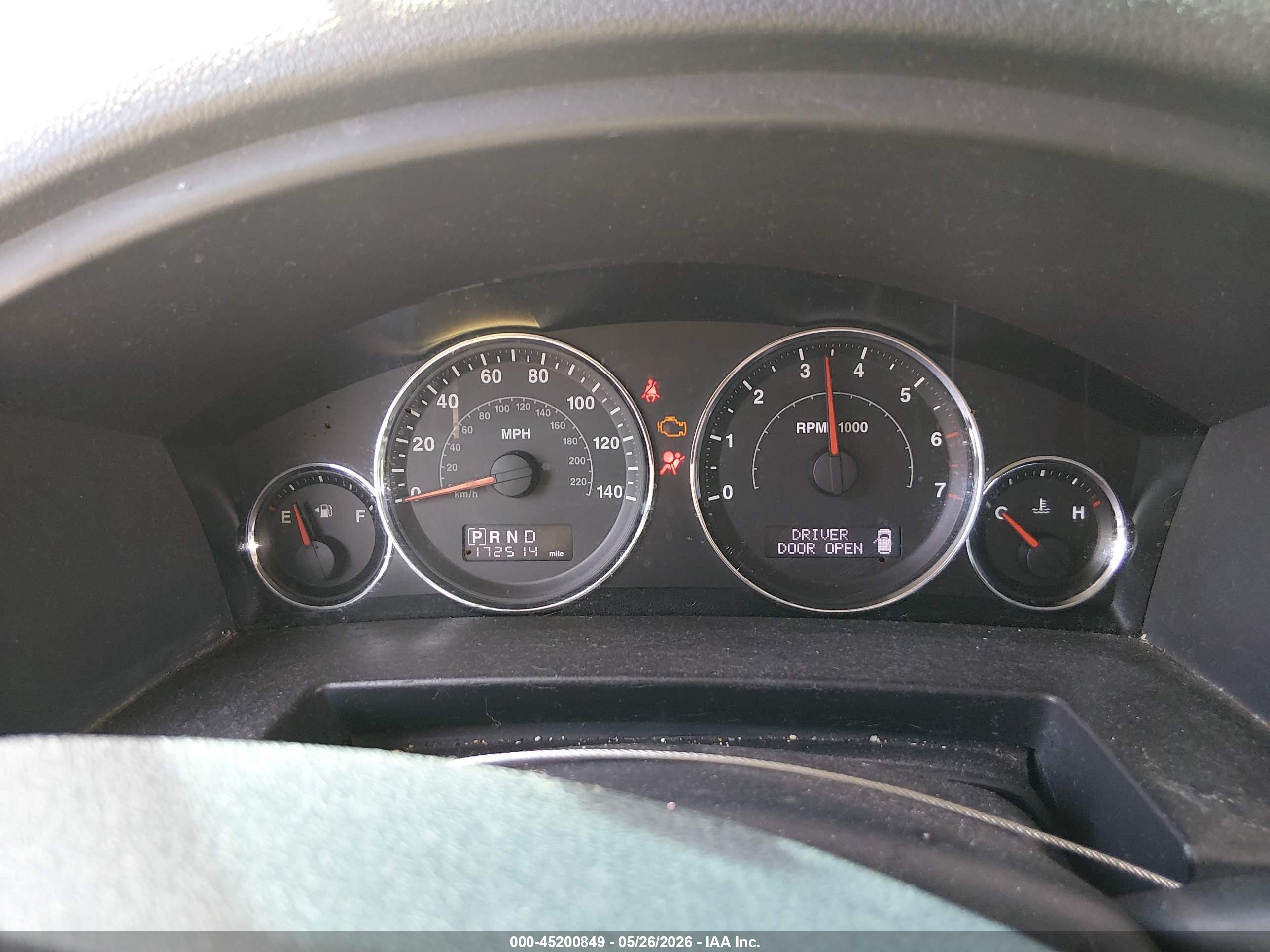 JEEP COMMANDER image 7