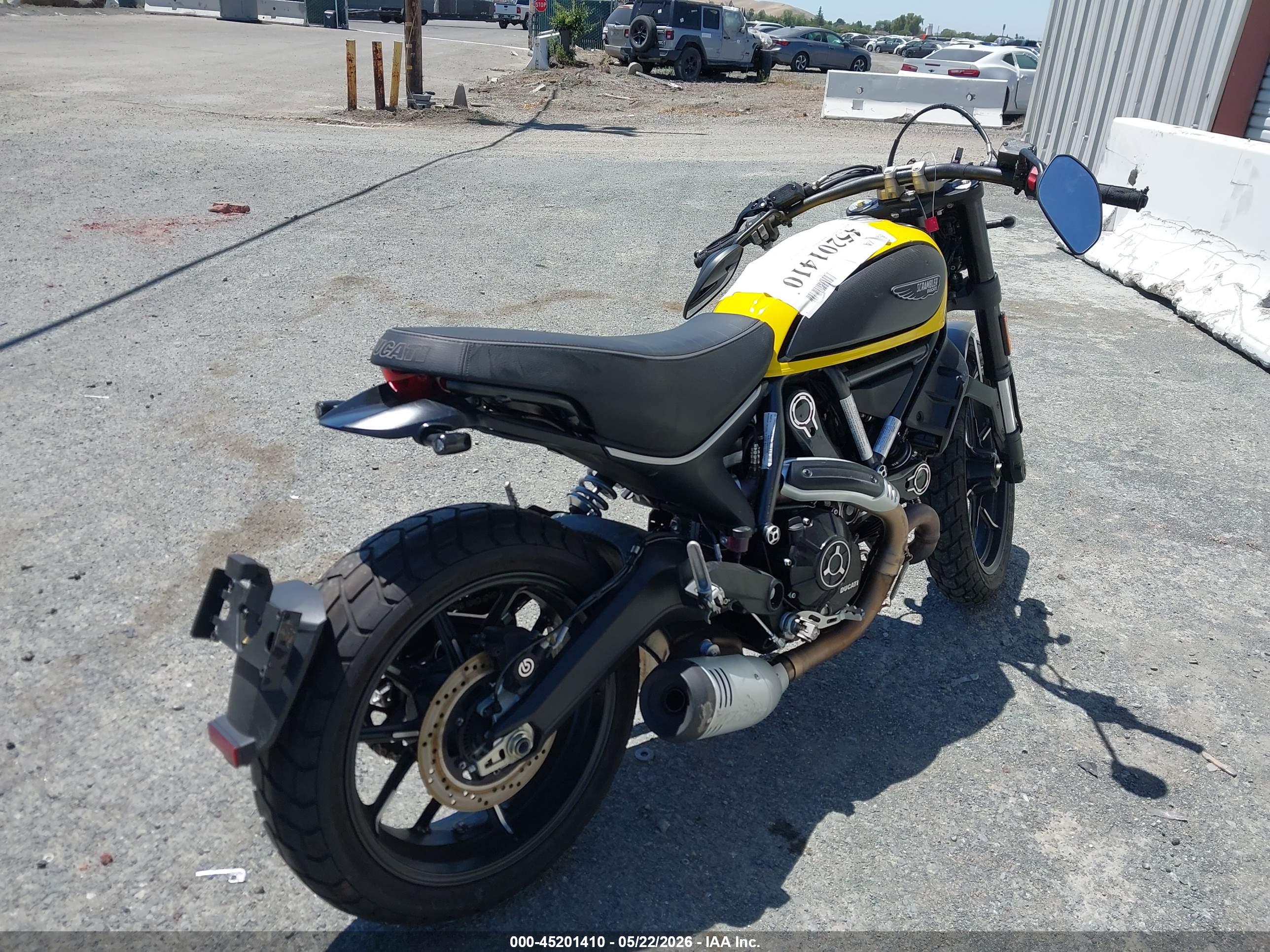 DUCATI SCRAMBLER image 4