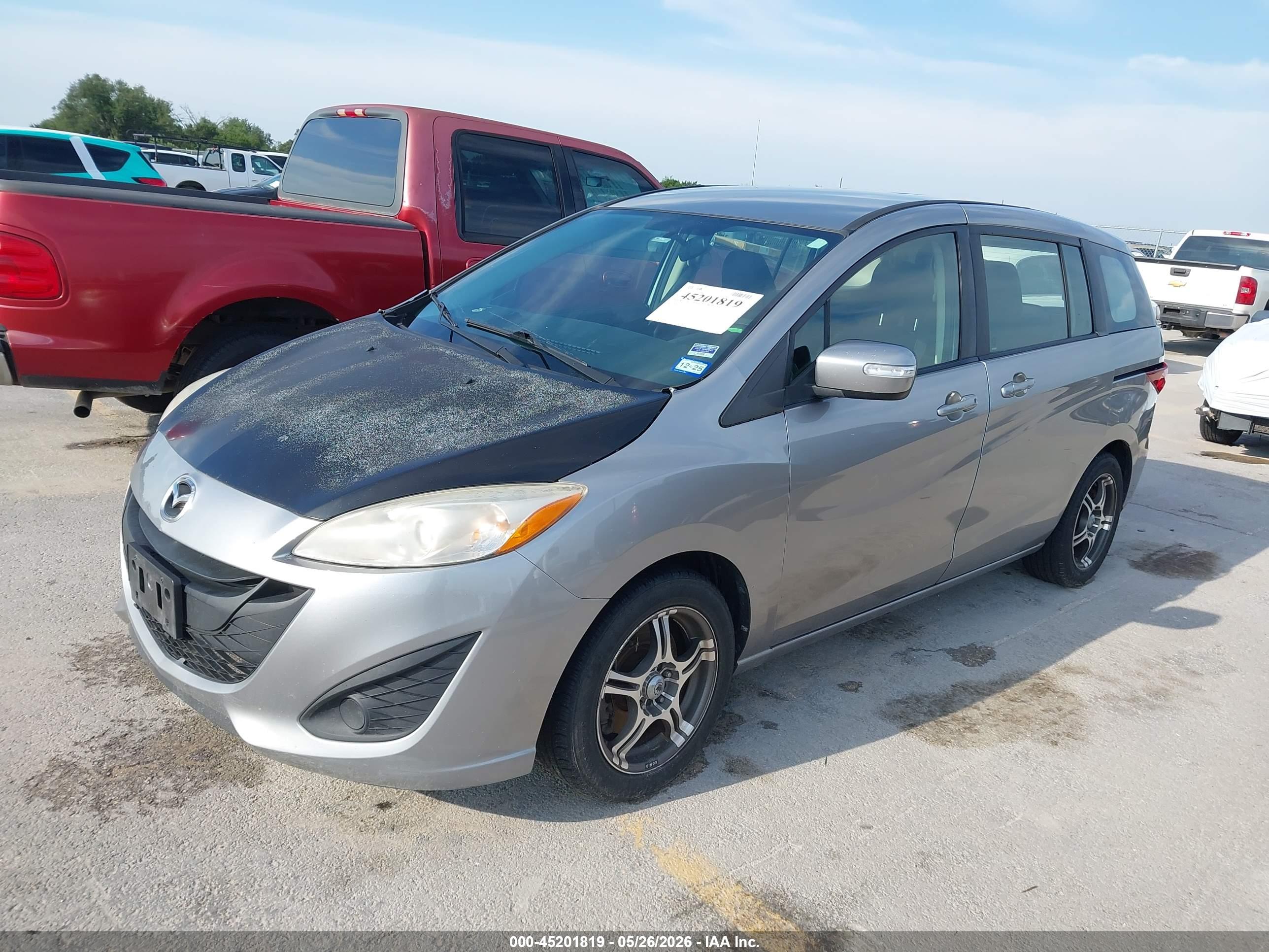 MAZDA MAZDA5 image 2