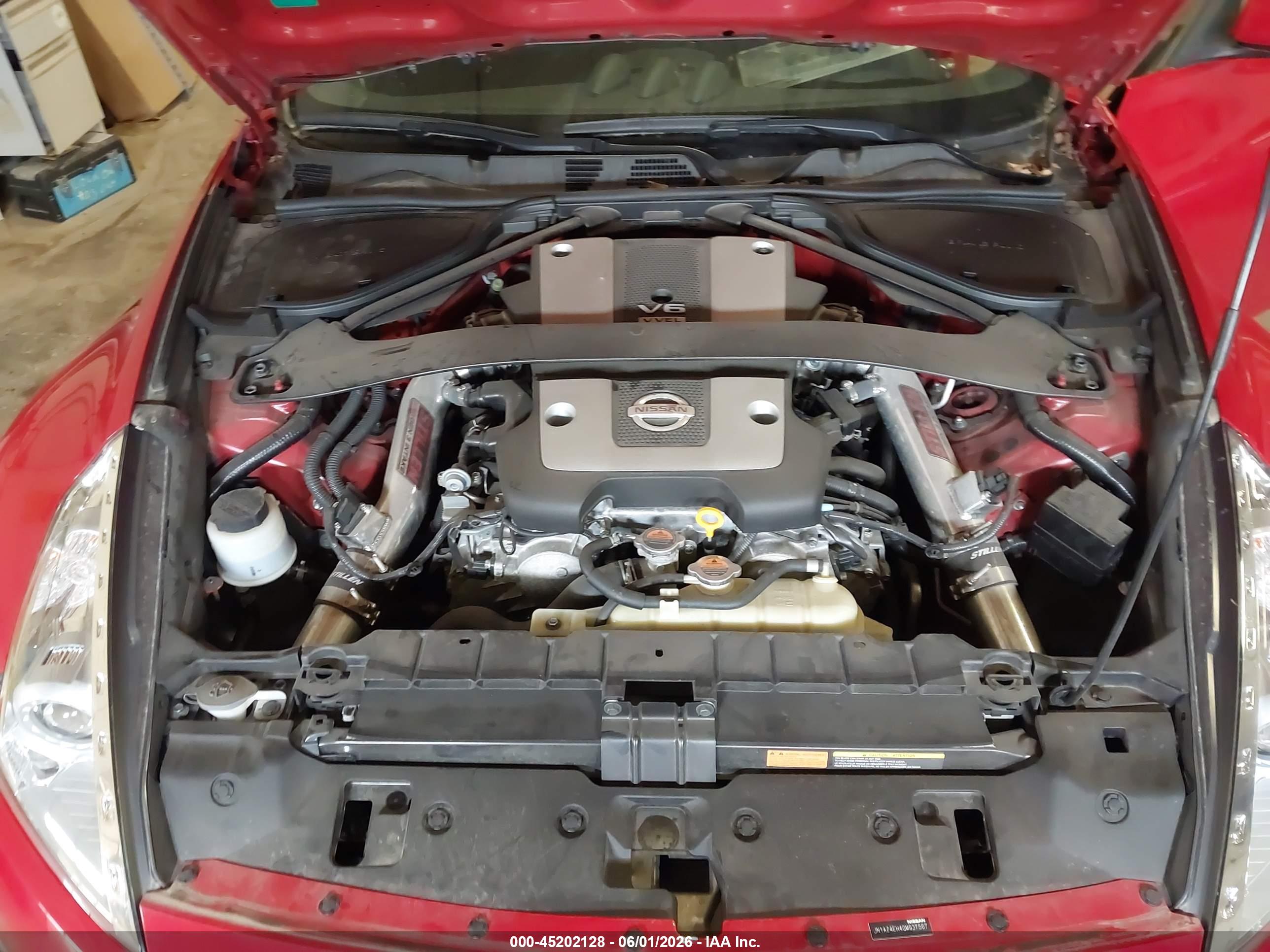 NISSAN 370Z image 10