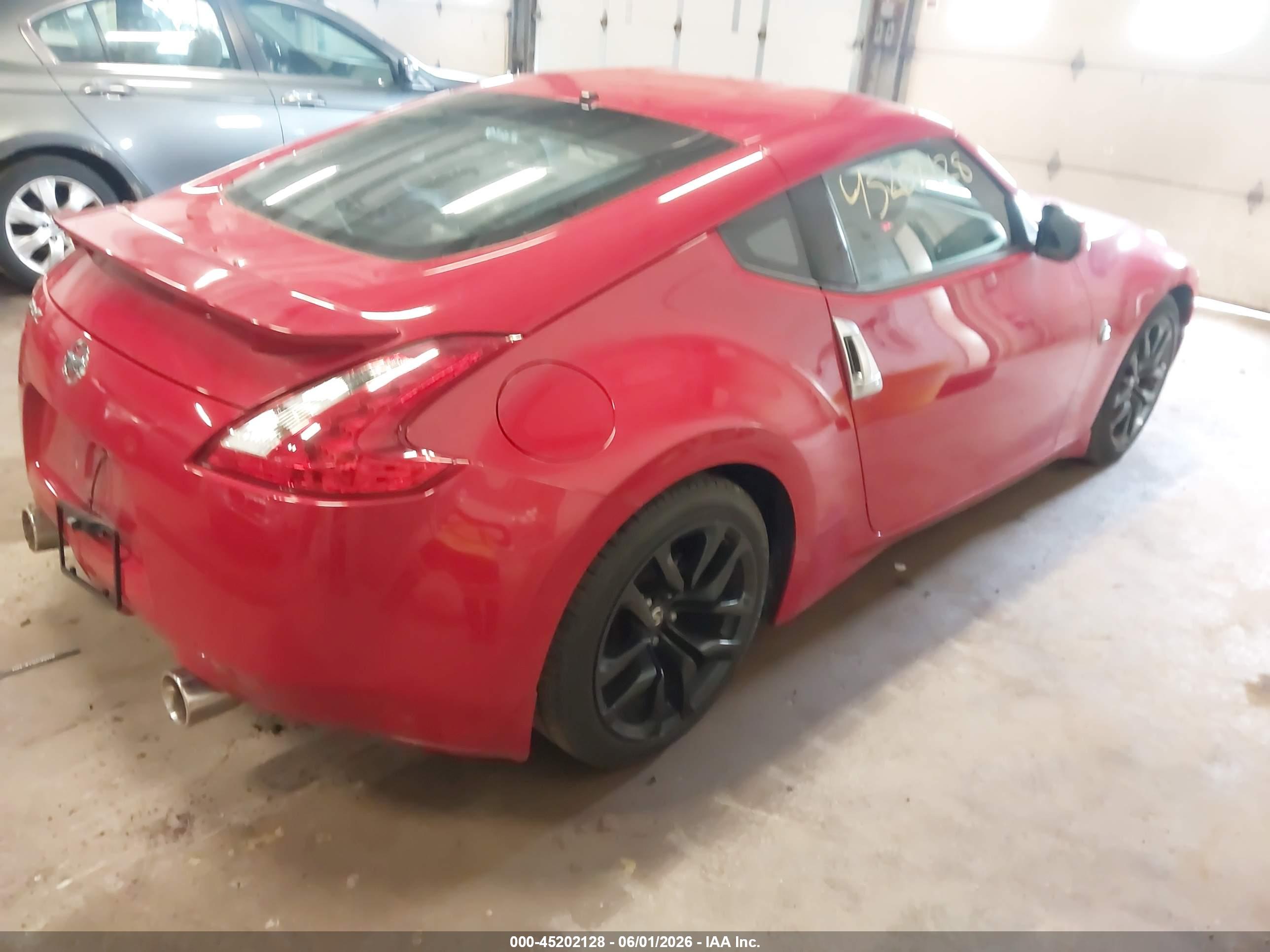 NISSAN 370Z image 4
