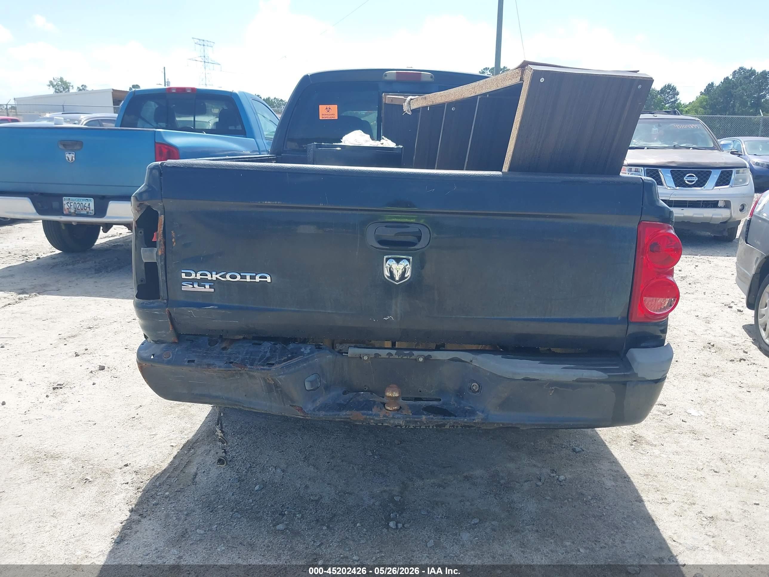 DODGE DAKOTA image 6