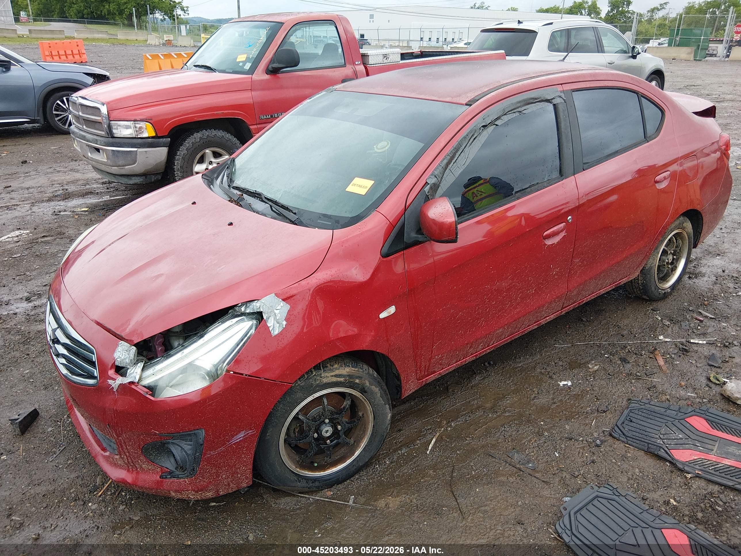 MITSUBISHI MIRAGE image 2