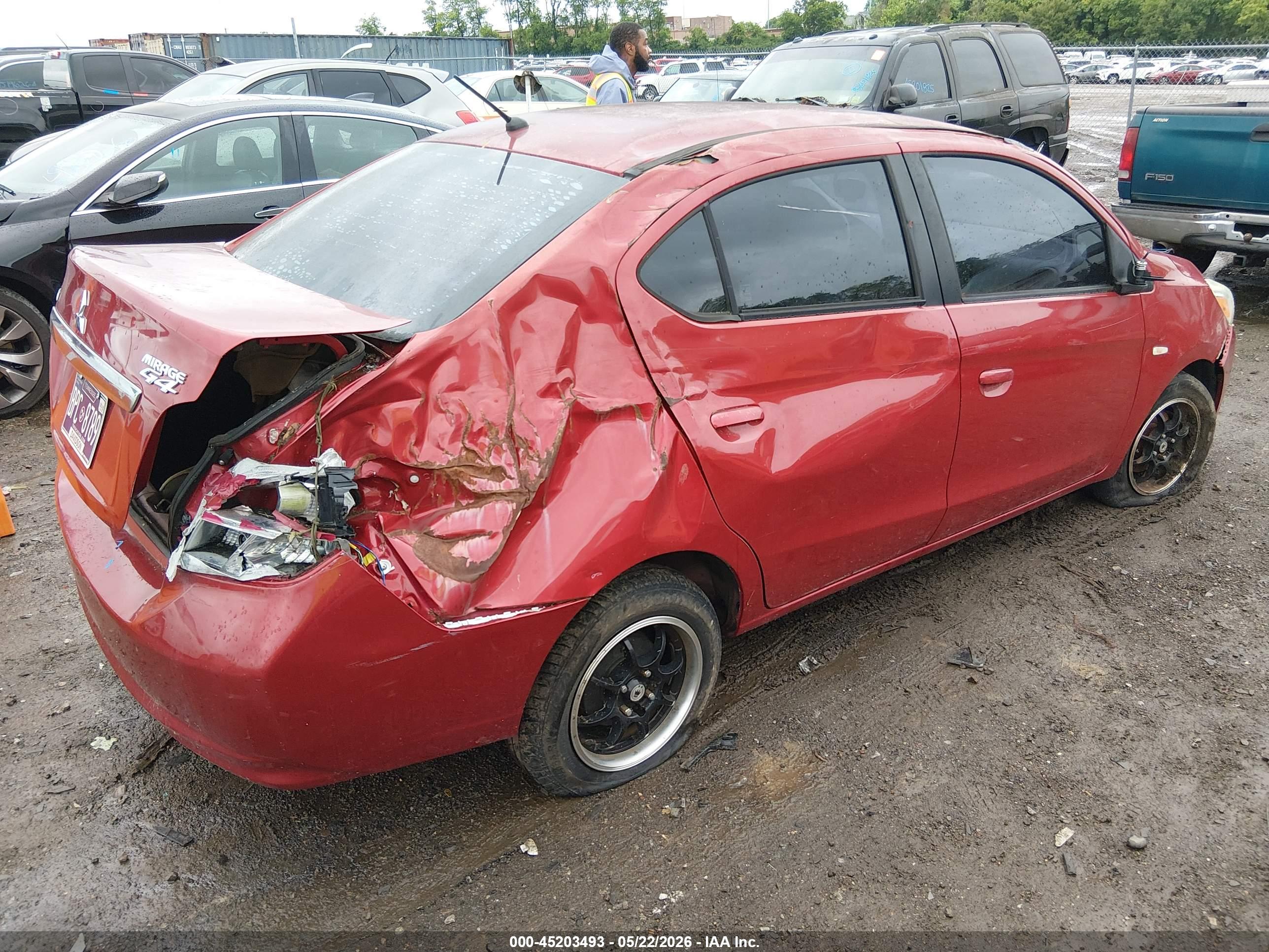 MITSUBISHI MIRAGE image 4