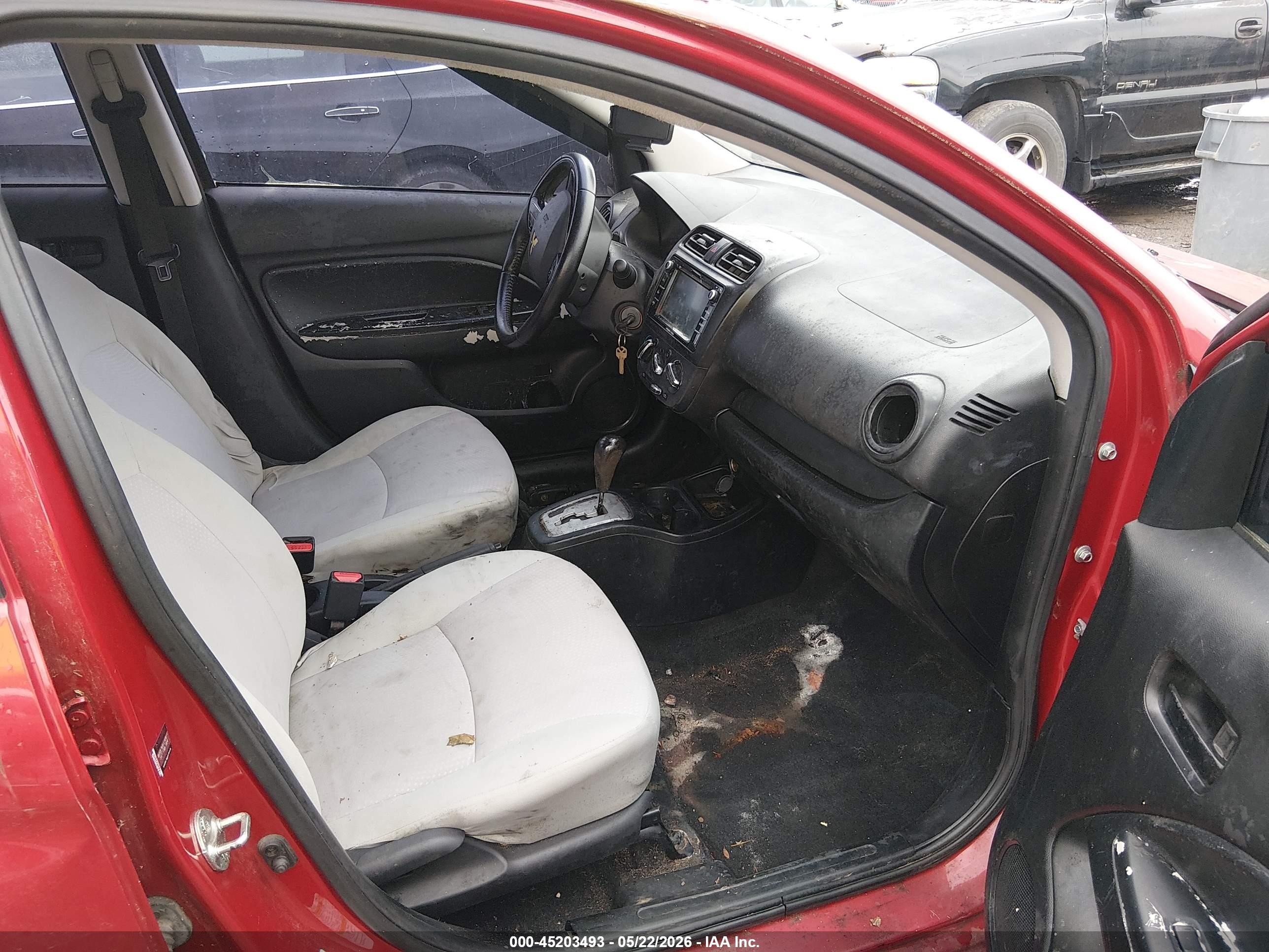 MITSUBISHI MIRAGE image 5