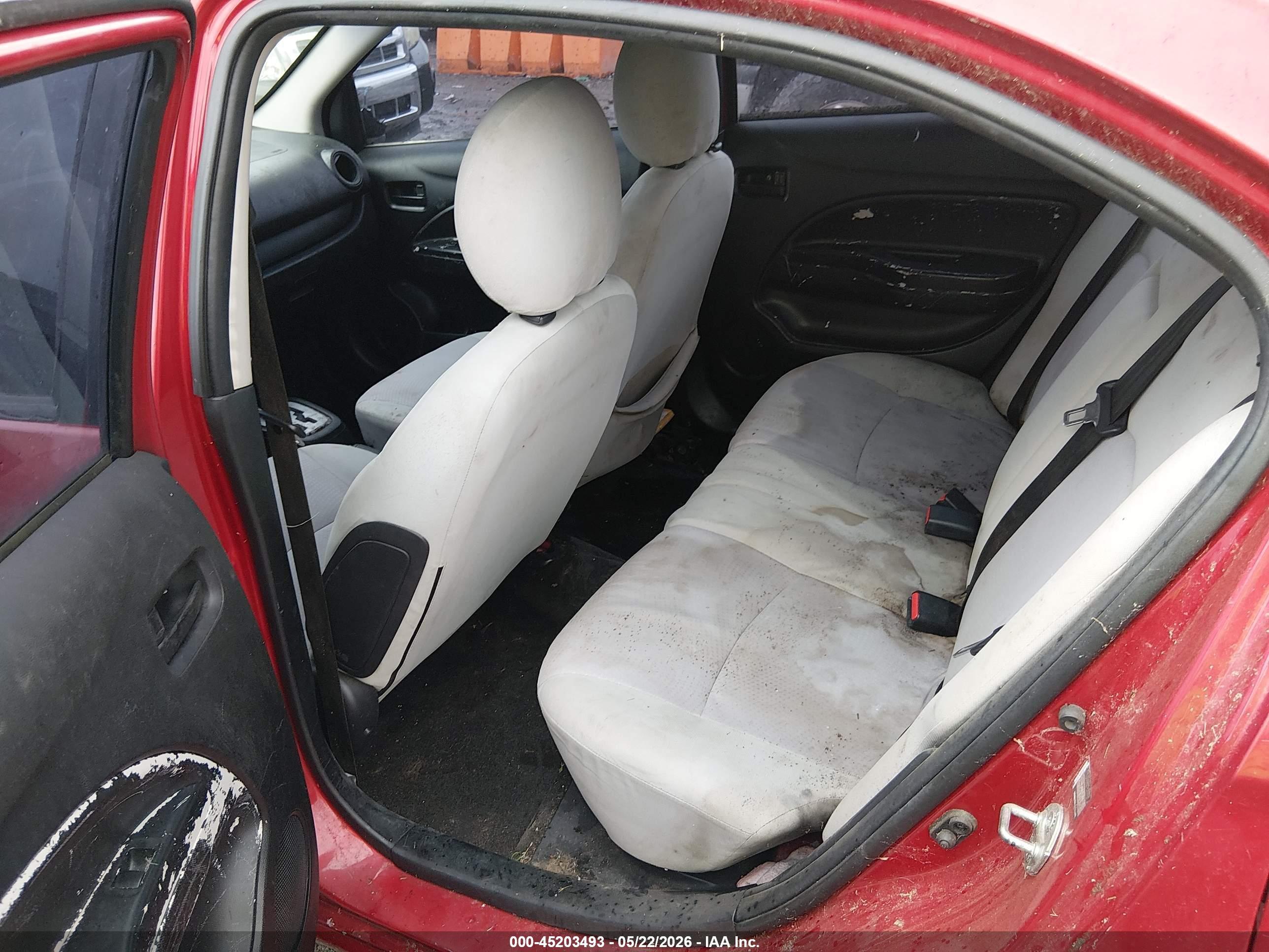 MITSUBISHI MIRAGE image 8