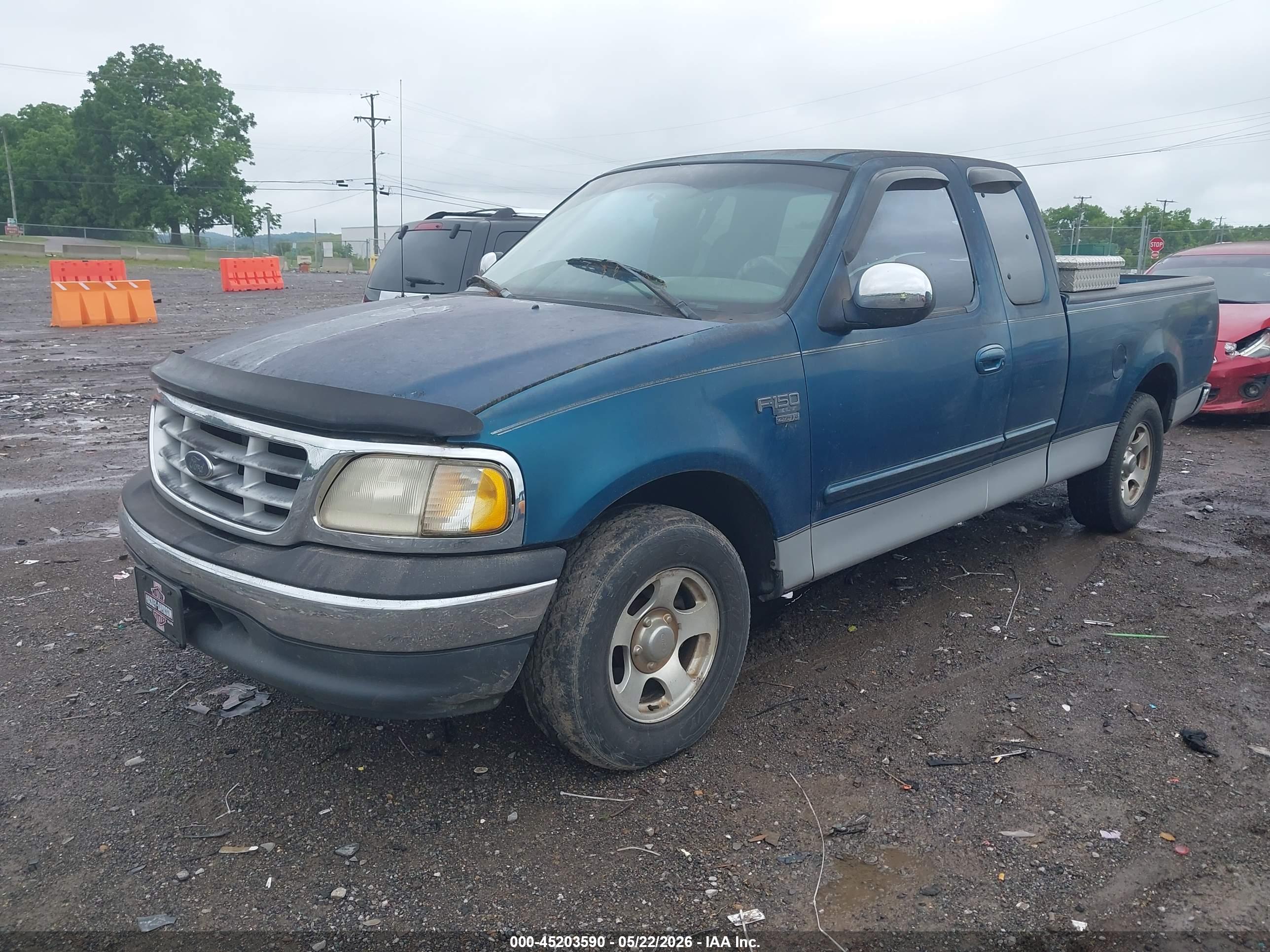 FORD F-150 image 2