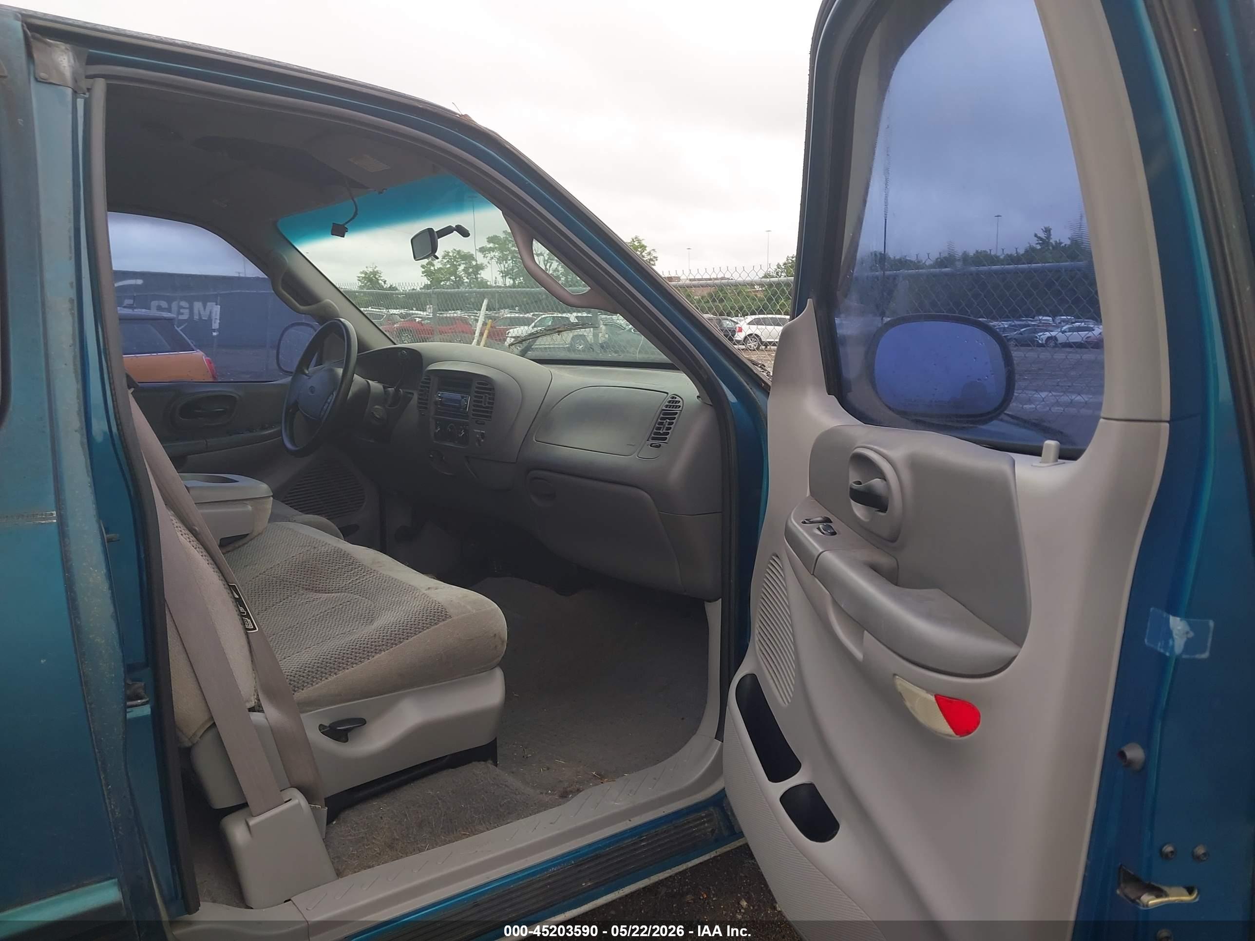 FORD F-150 image 5