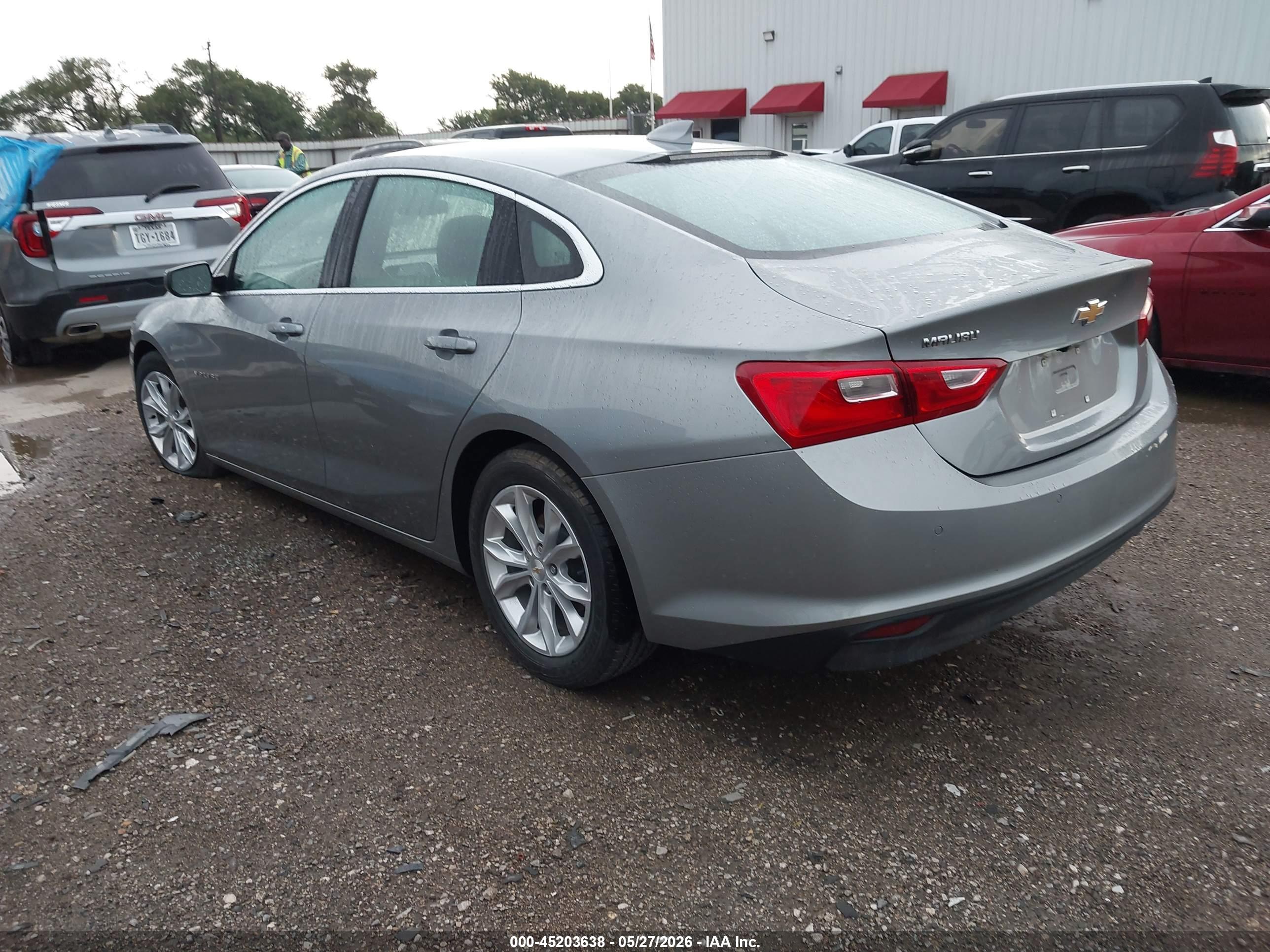 CHEVROLET MALIBU image 3