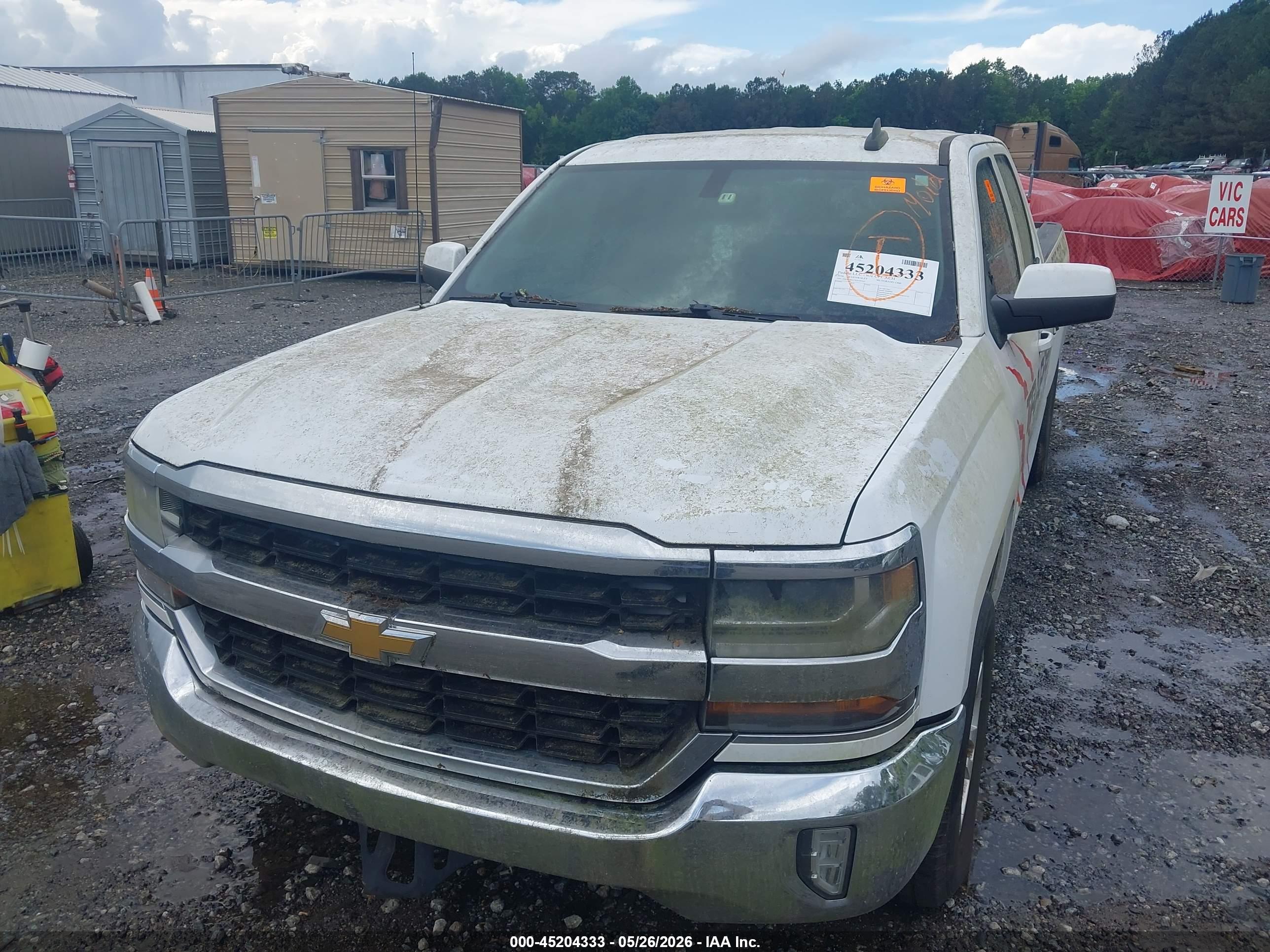 CHEVROLET SILVERADO image 6