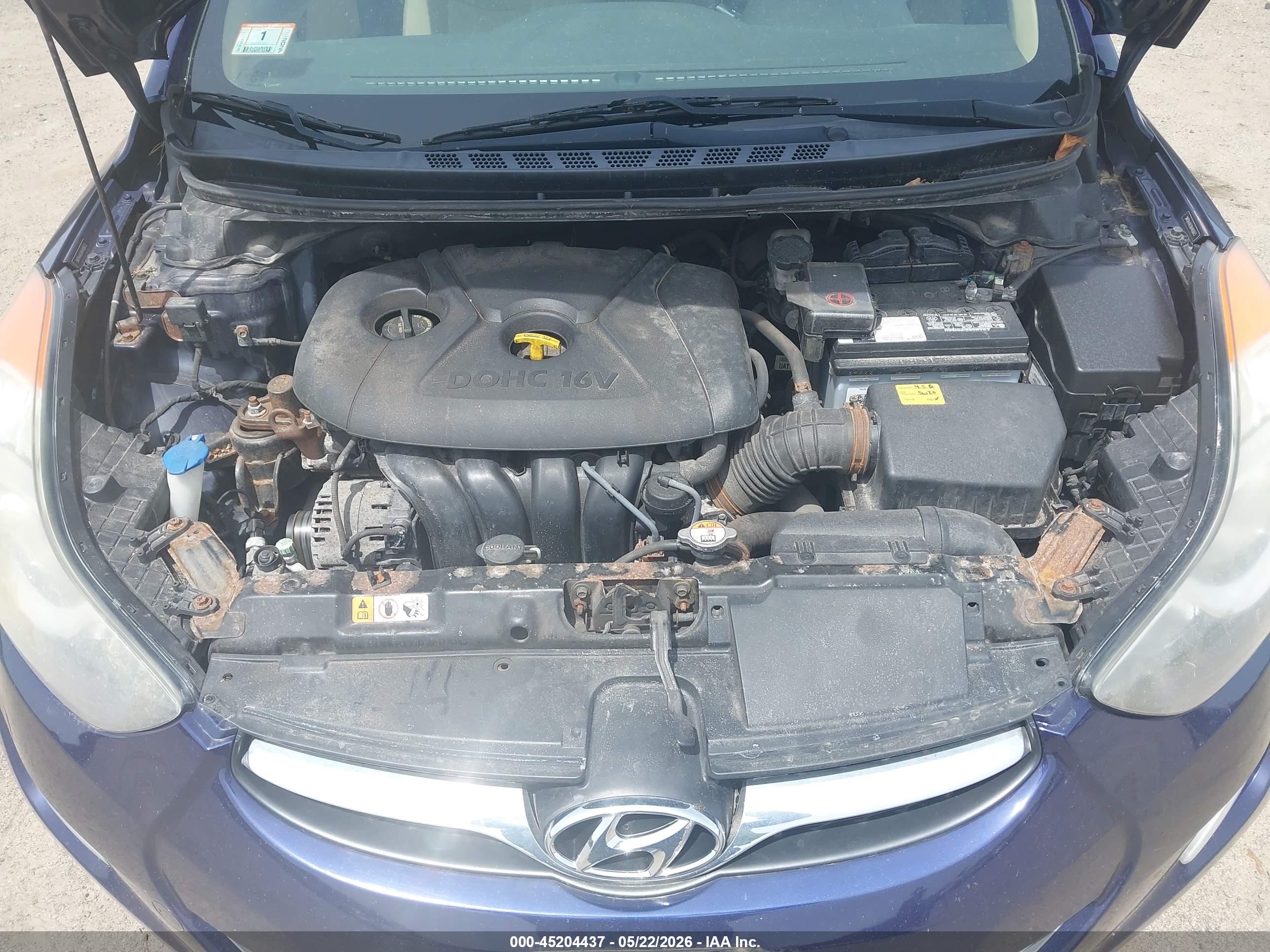 HYUNDAI ELANTRA image 10