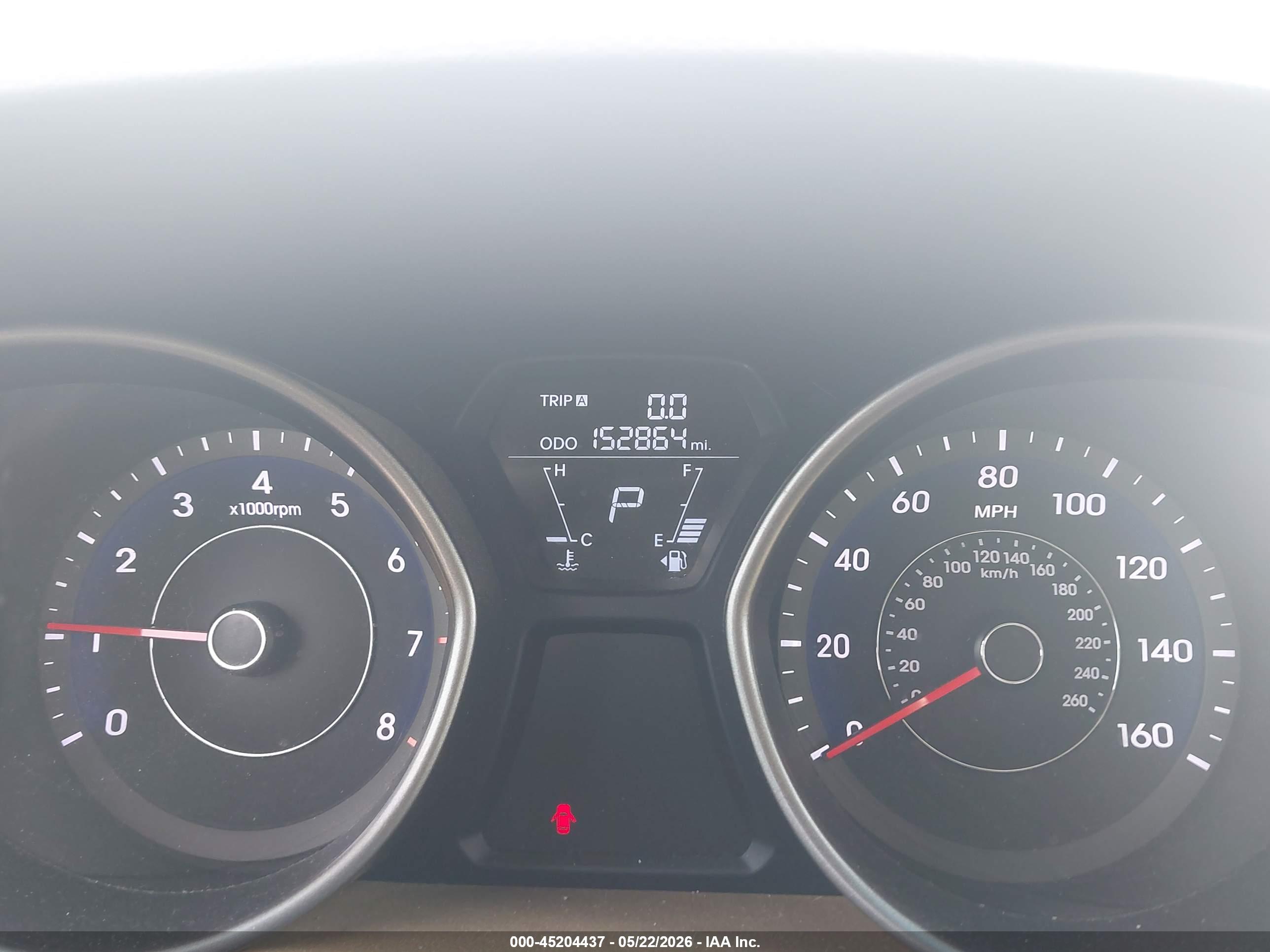 HYUNDAI ELANTRA image 7