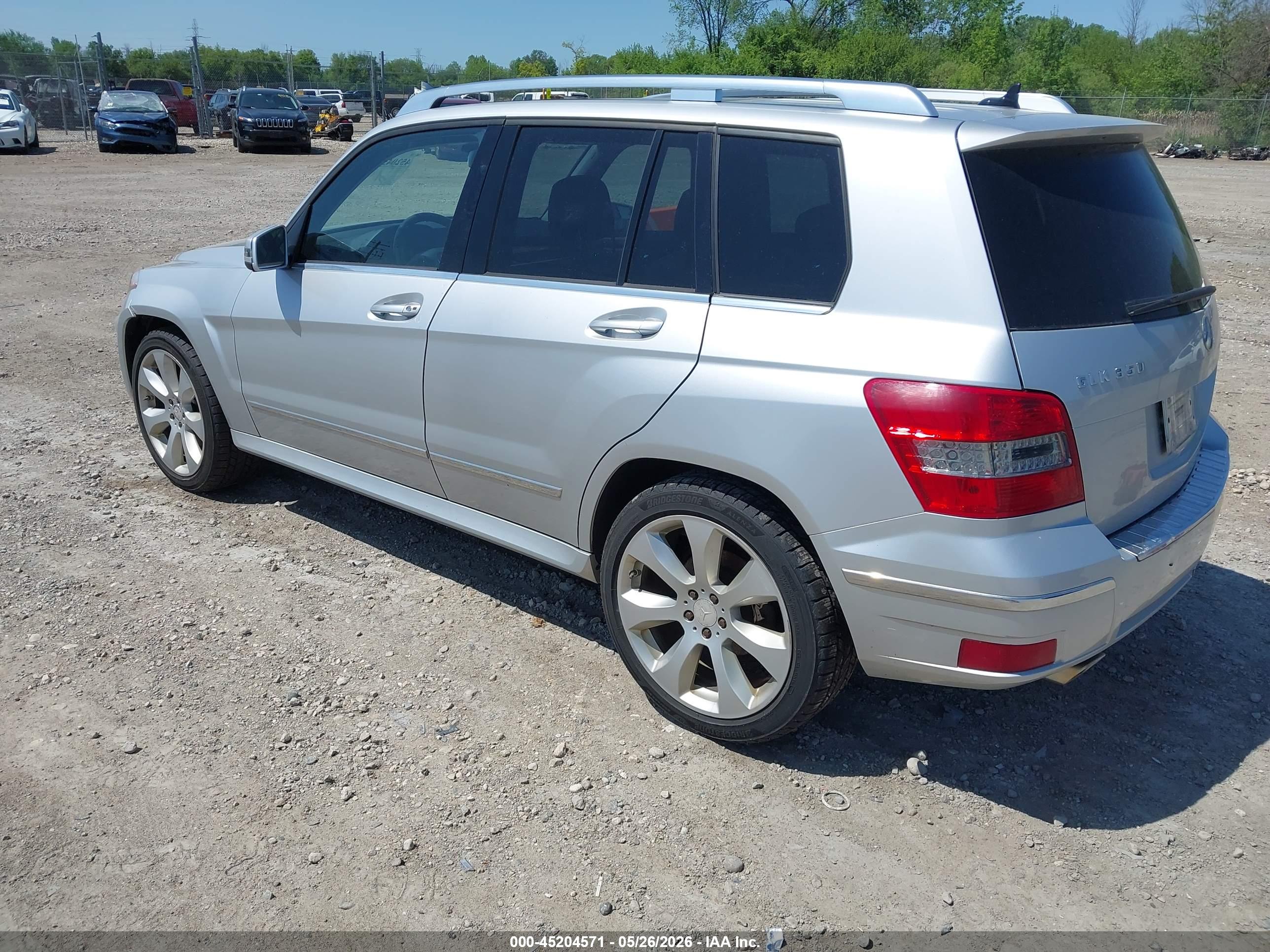 MERCEDES-BENZ GLK image 3