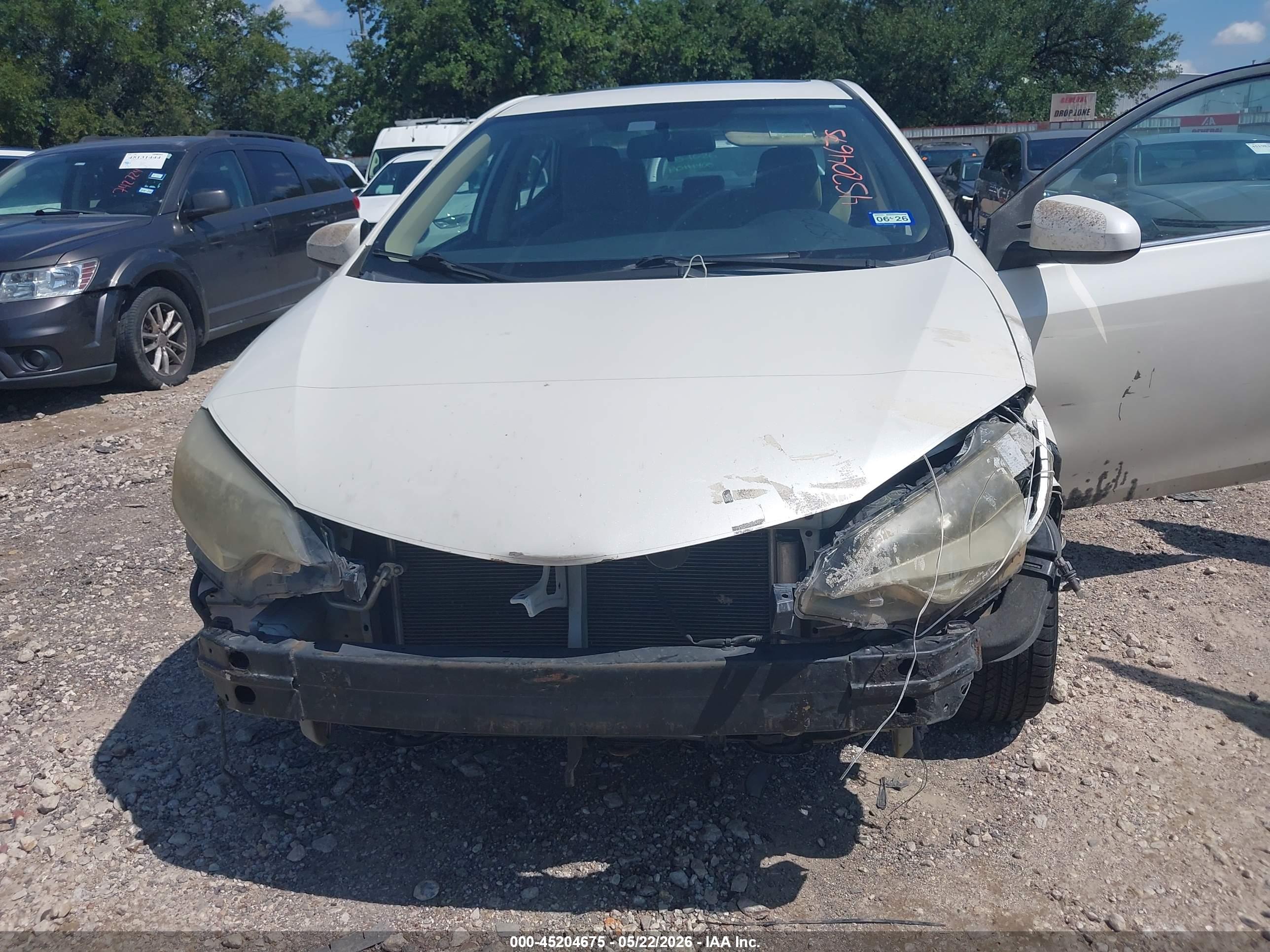 TOYOTA COROLLA image 6