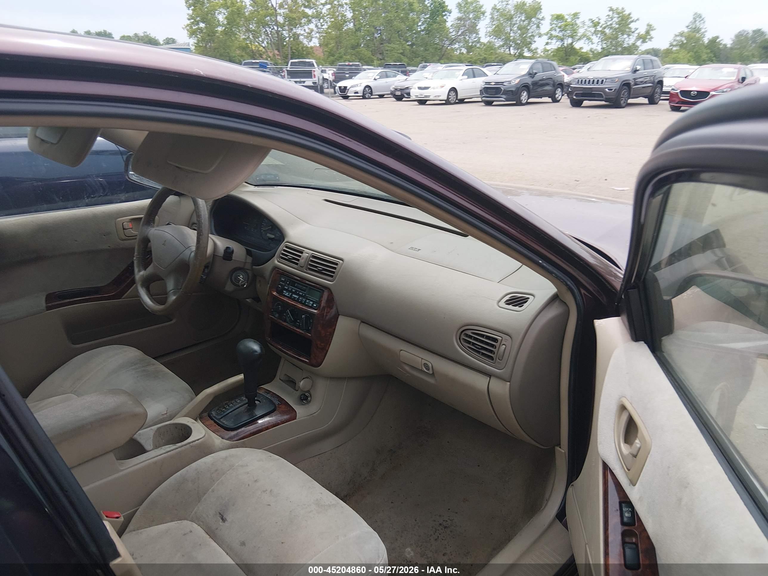 MITSUBISHI GALANT image 5