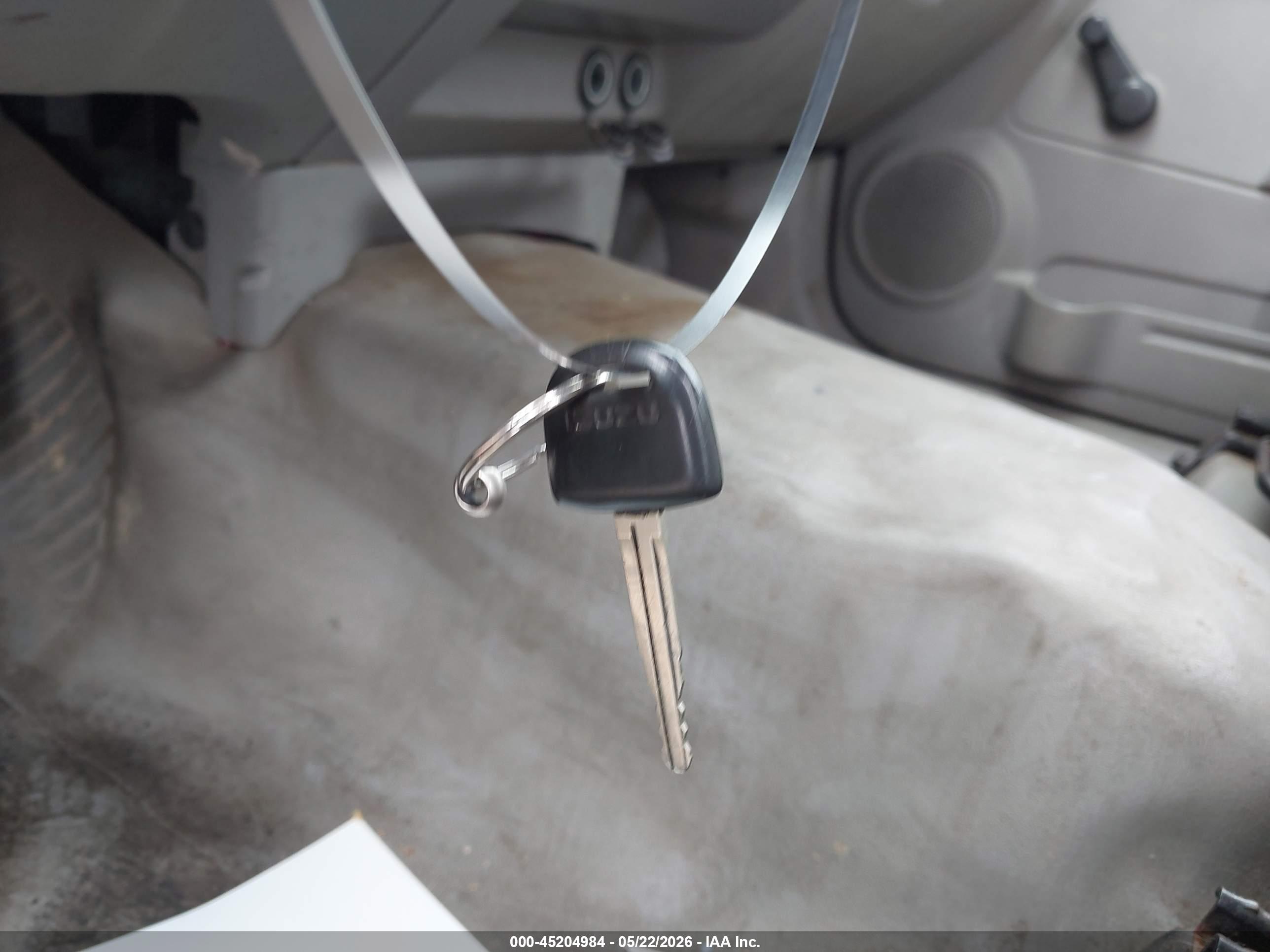 ISUZU I-290 image 11