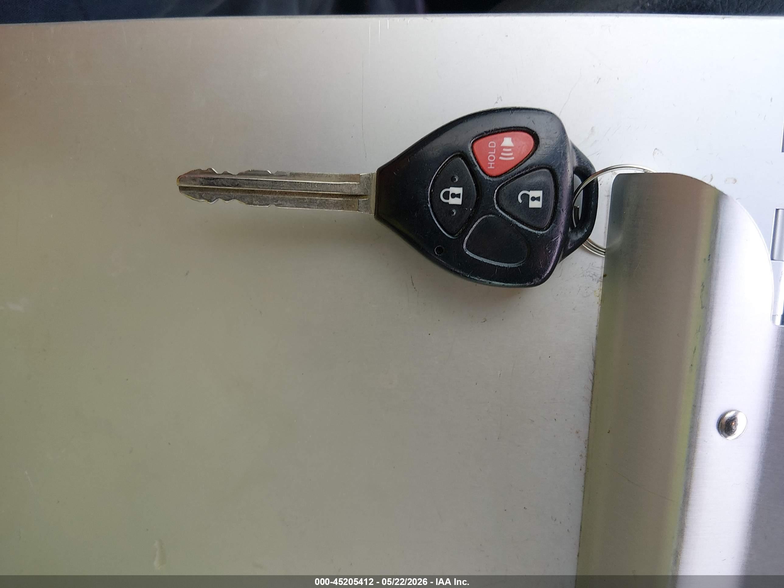 TOYOTA RAV4 image 11