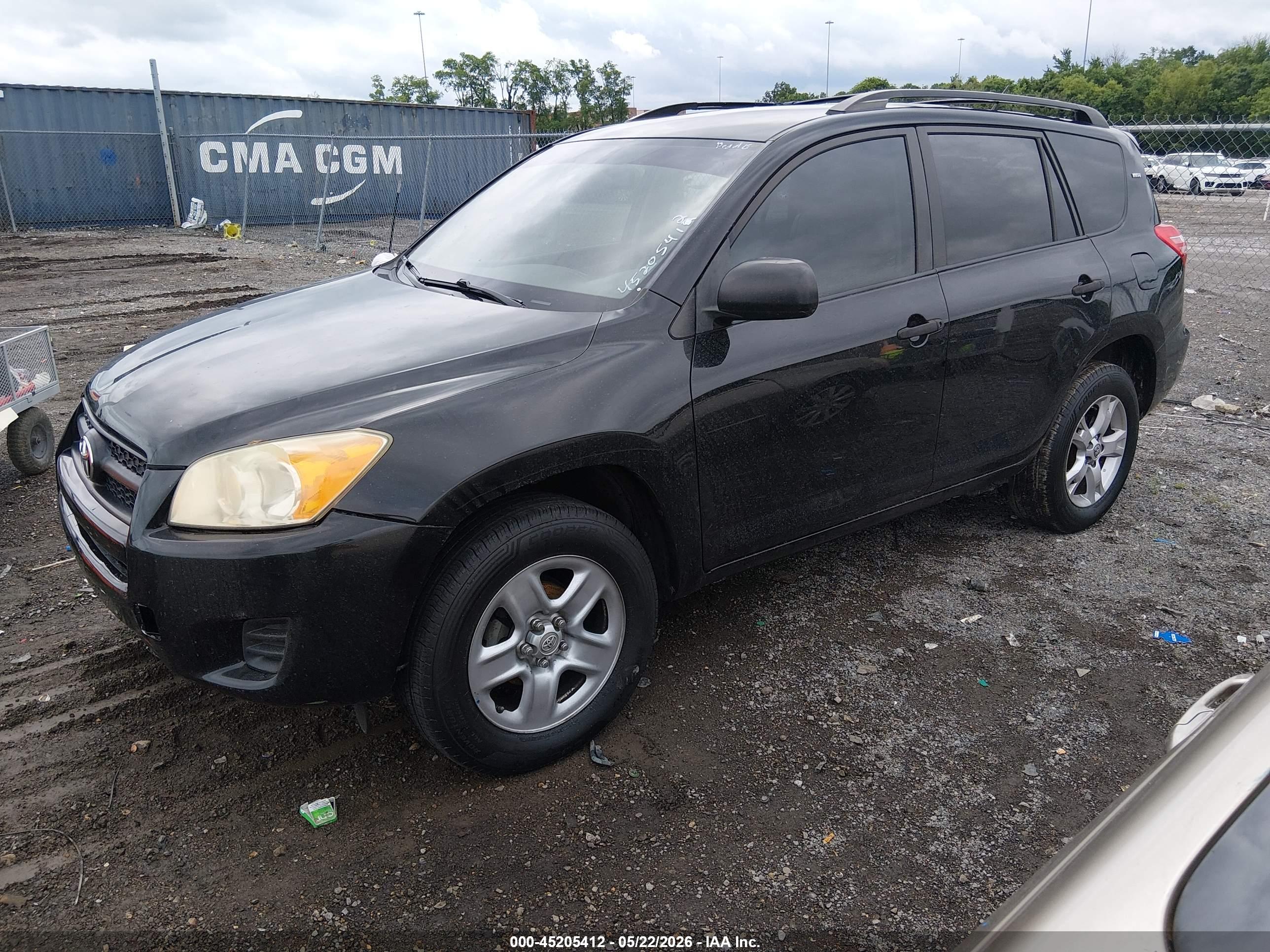 TOYOTA RAV4 image 2