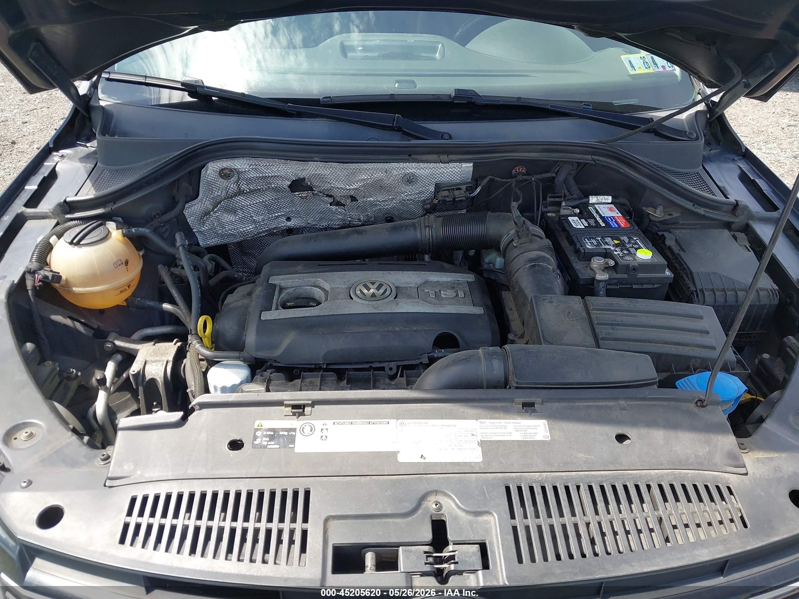 VOLKSWAGEN TIGUAN image 10